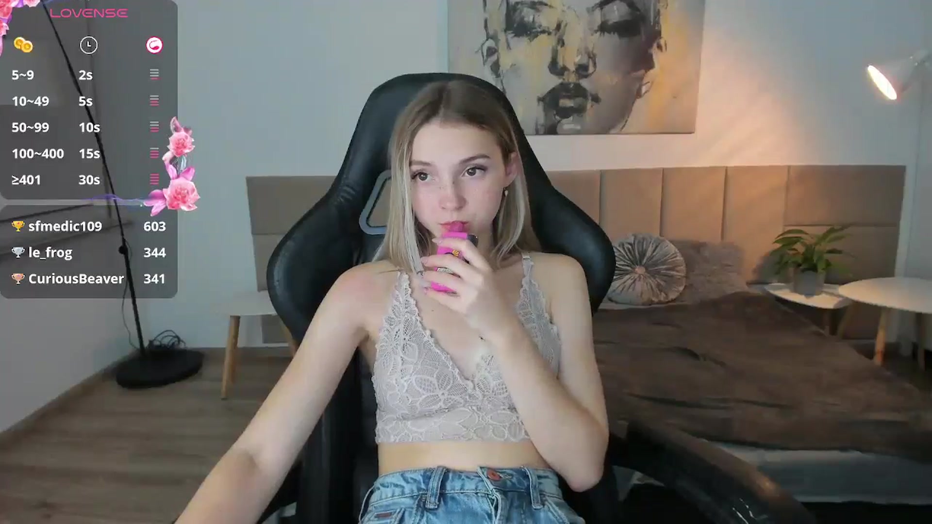 Gallery image thumbnail from Daisyy's myfreecams stream on, 09/22/2024, 19:09 image 10 of 20
