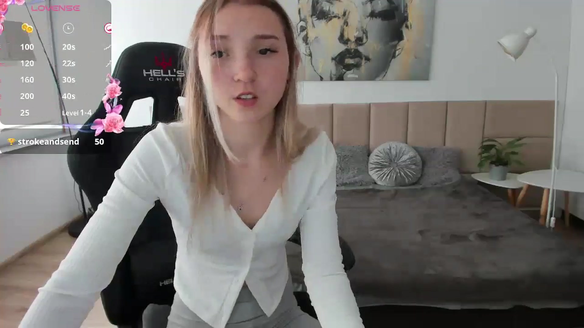 Gallery image thumbnail from Daisyy's myfreecams stream on, 09/23/2024, 14:01 image 6 of 20