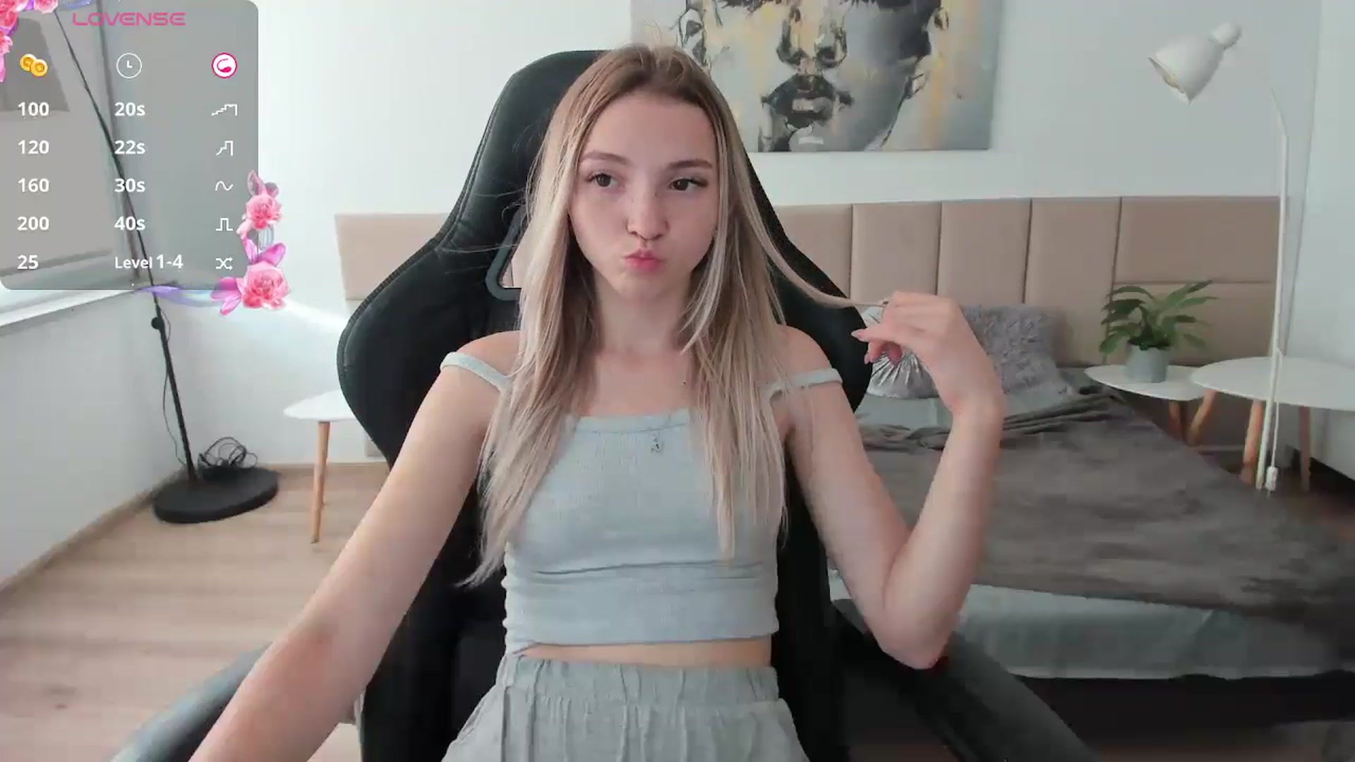 Gallery image thumbnail from Daisyy's myfreecams stream on, 09/23/2024, 15:05 image 16 of 20