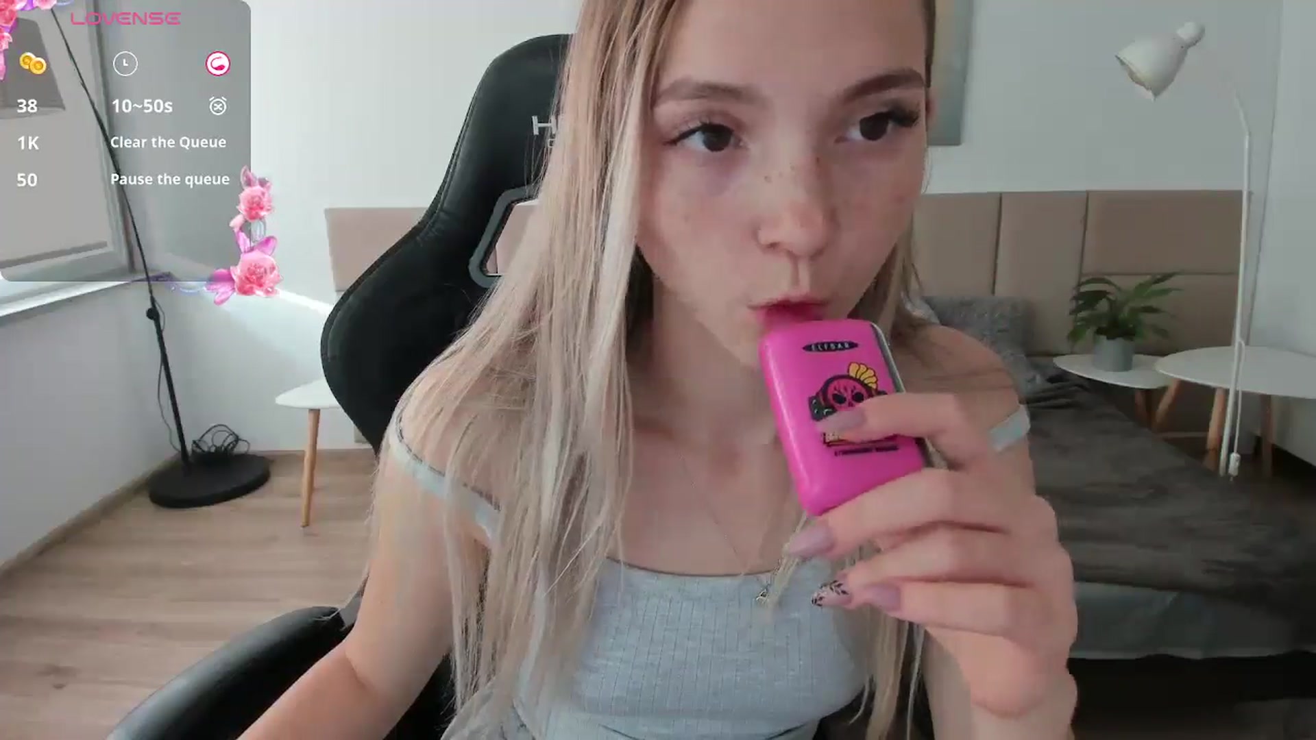 Gallery image thumbnail from Daisyy's myfreecams stream on, 09/23/2024, 15:05 image 20 of 20