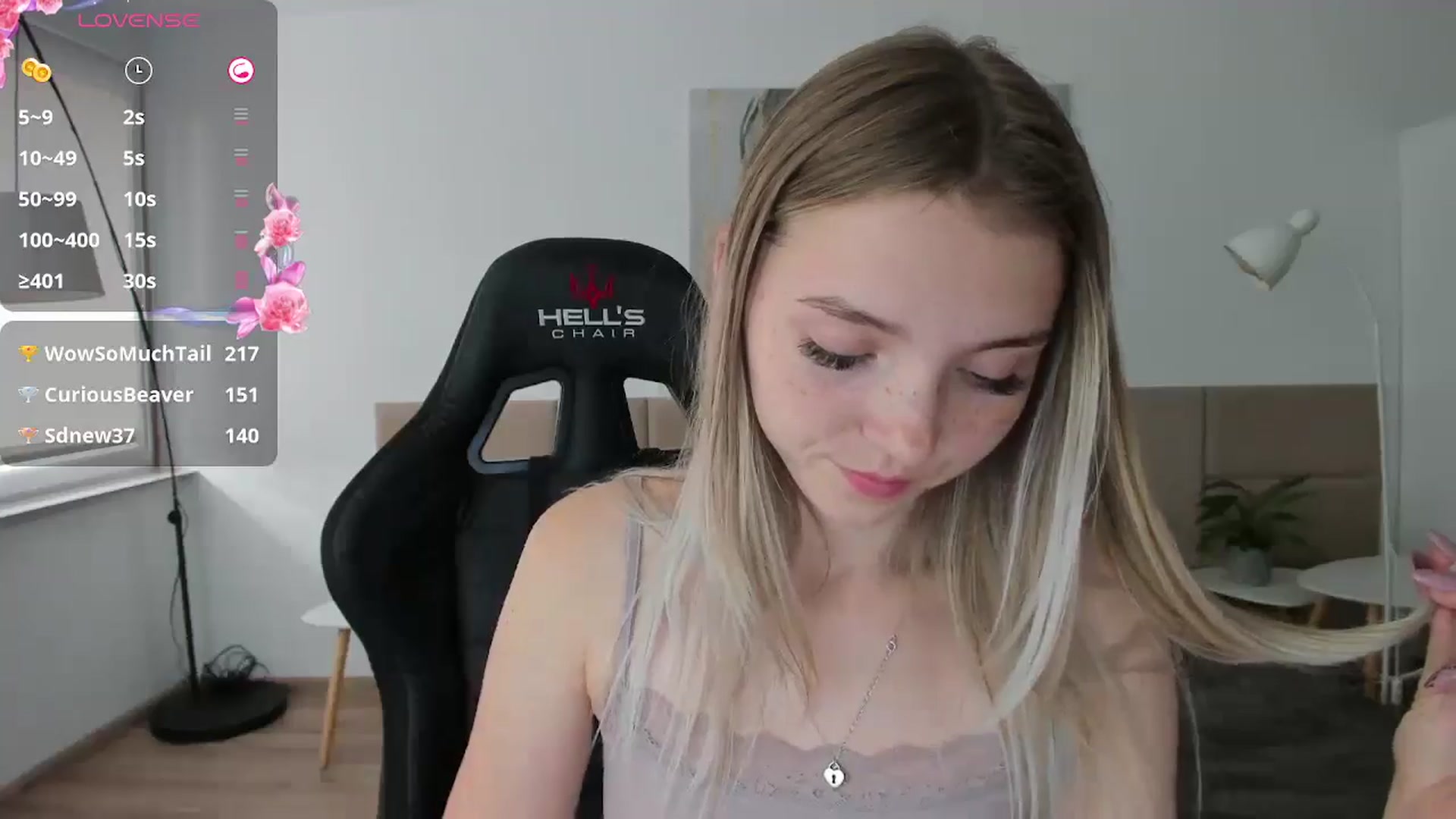 Gallery image thumbnail from Daisyy's myfreecams stream on, 09/23/2024, 16:13 image 18 of 20