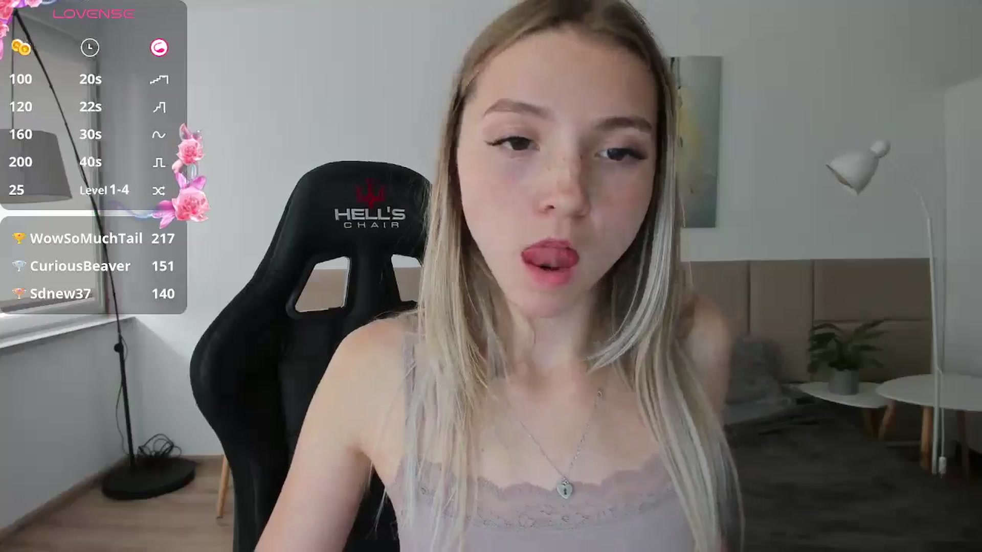 Gallery image thumbnail from Daisyy's myfreecams stream on, 09/23/2024, 16:13 image 17 of 20