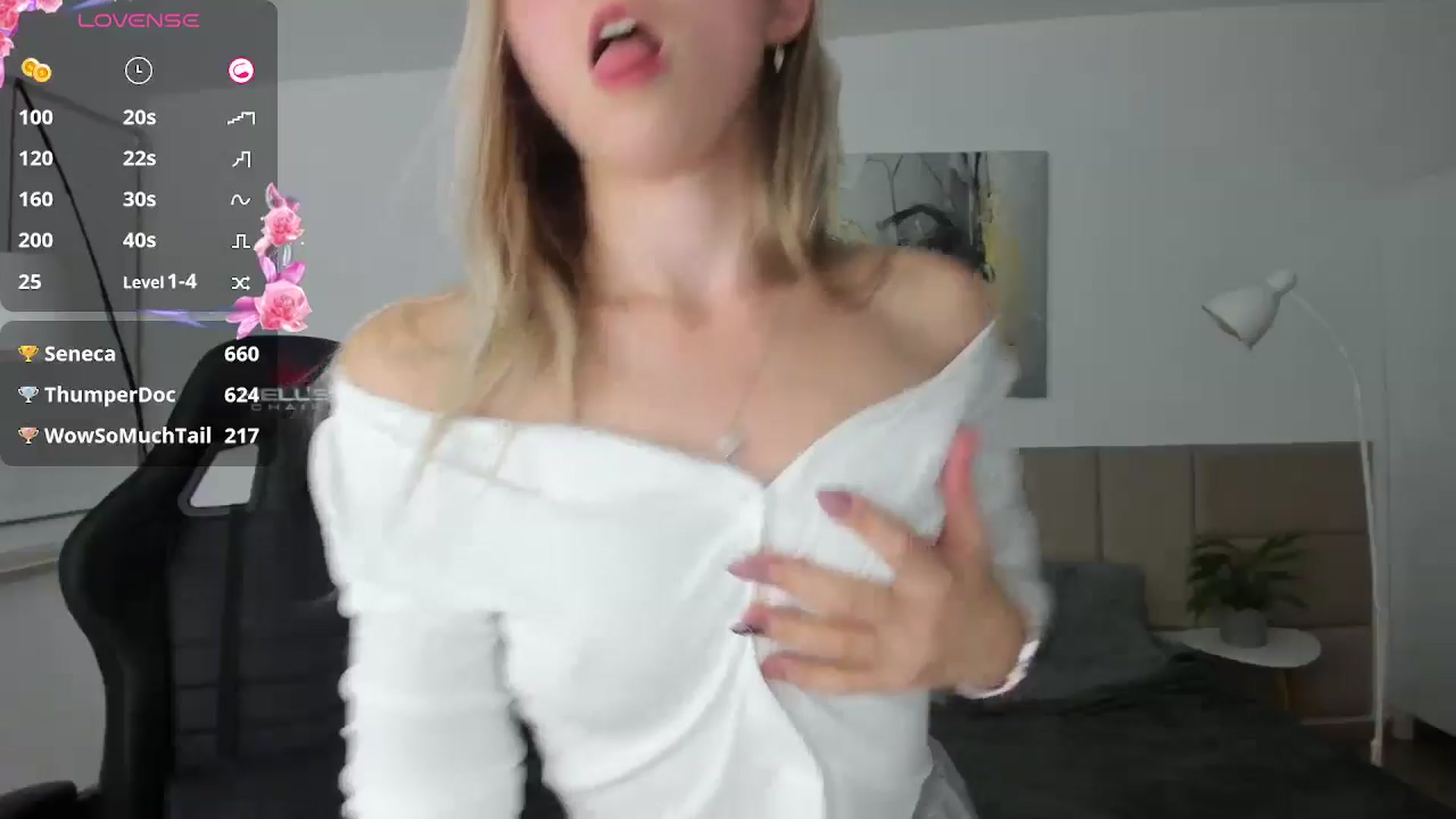 Gallery image thumbnail from Daisyy's myfreecams stream on, 09/23/2024, 18:40 image 18 of 20