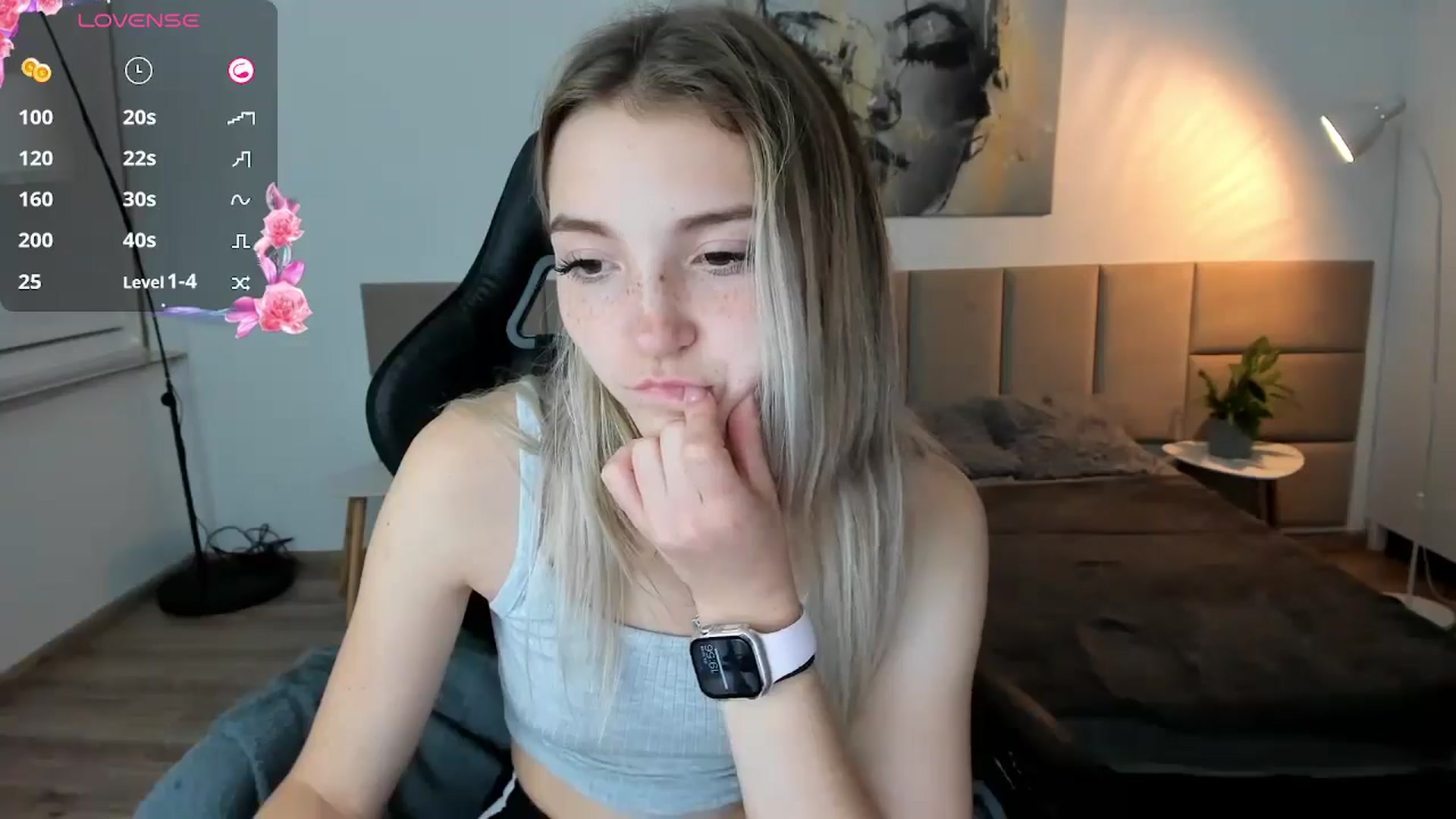 Gallery image thumbnail from Daisyy's myfreecams stream on, 09/27/2024, 18:06 image 18 of 20