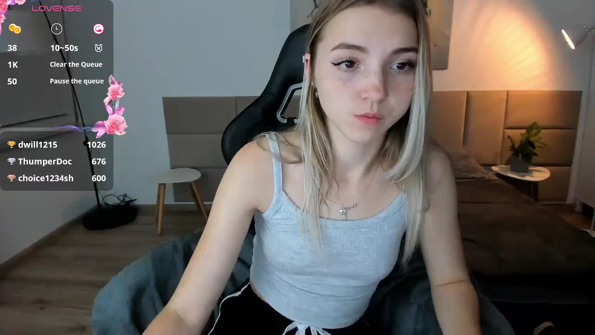Gallery image thumbnail from Daisyy's myfreecams stream on, 09/27/2024, 18:06 image 4 of 20