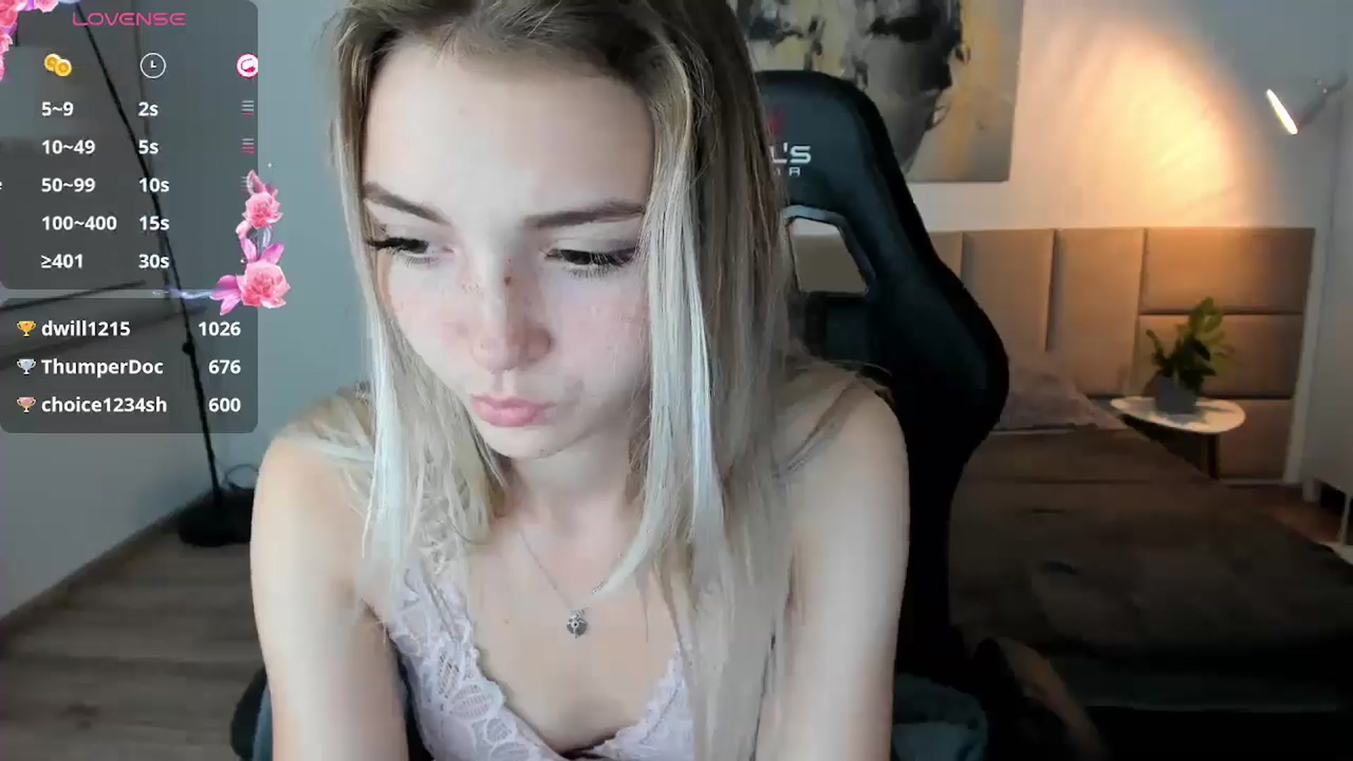 Gallery image thumbnail from Daisyy's myfreecams stream on, 09/27/2024, 18:56 image 9 of 20
