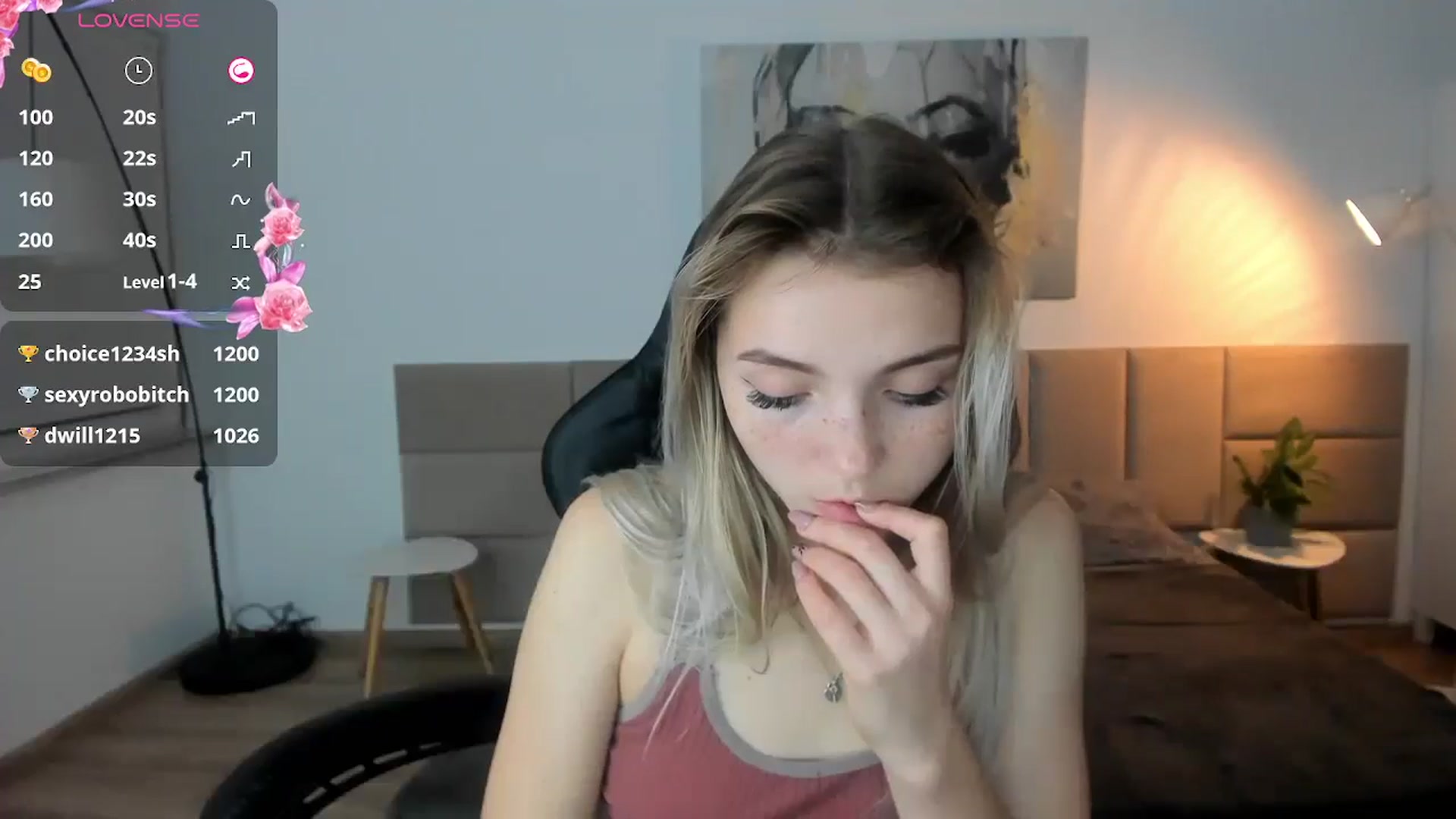 Gallery image thumbnail from Daisyy's myfreecams stream on, 09/27/2024, 23:45 image 17 of 20