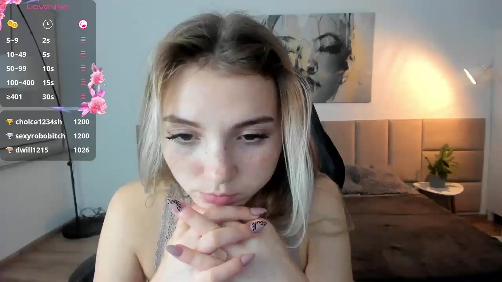 Gallery image thumbnail from Daisyy's myfreecams stream on, 09/27/2024, 23:45 image 18 of 20