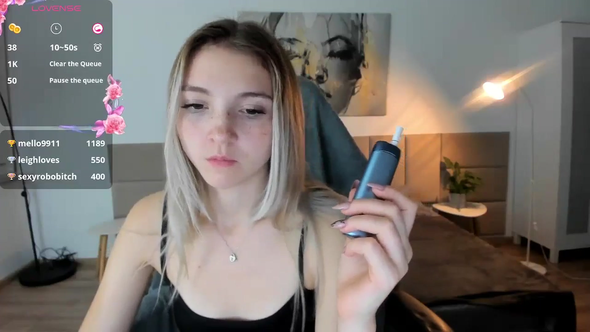 Gallery image thumbnail from Daisyy's myfreecams stream on, 09/28/2024, 21:35 image 15 of 20