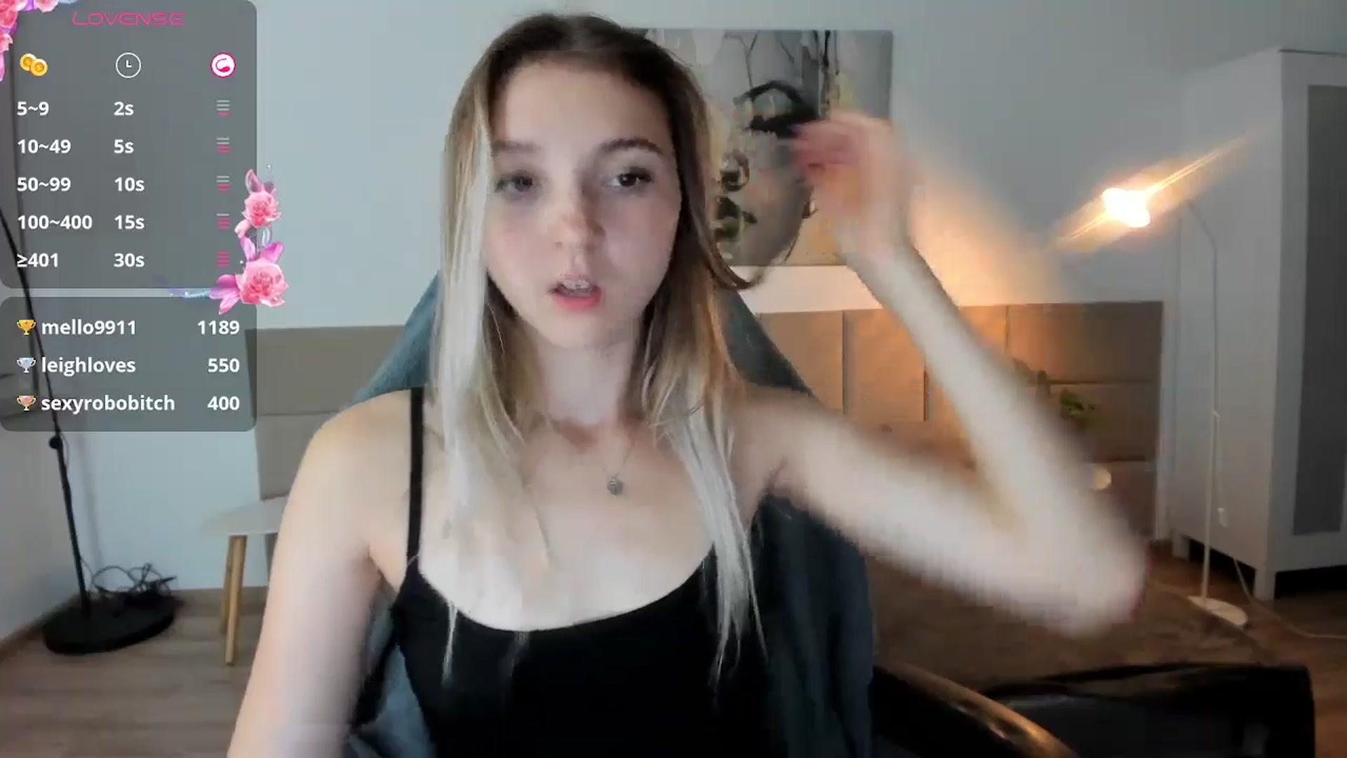 Gallery image thumbnail from Daisyy's myfreecams stream on, 09/28/2024, 21:35 image 18 of 20