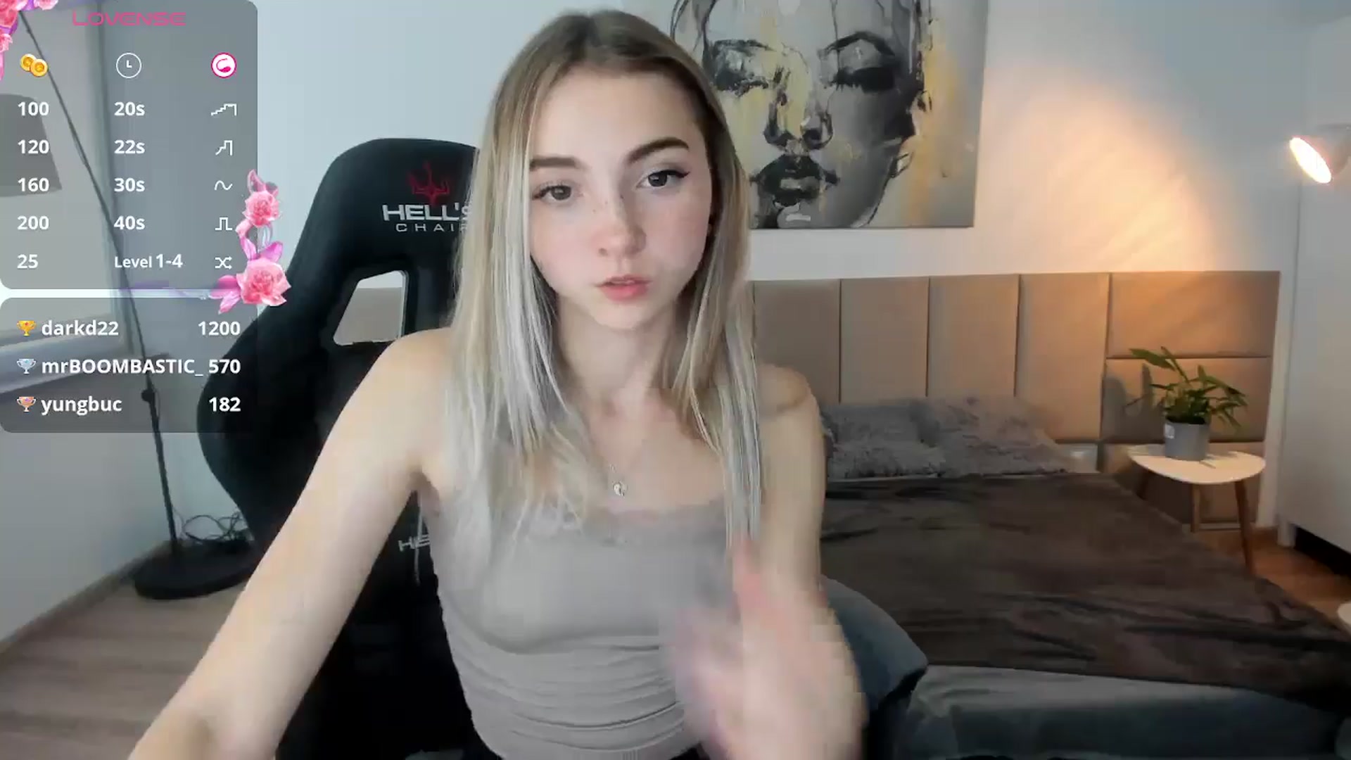 Gallery image thumbnail from Daisyy's myfreecams stream on, 09/29/2024, 15:27 image 16 of 20