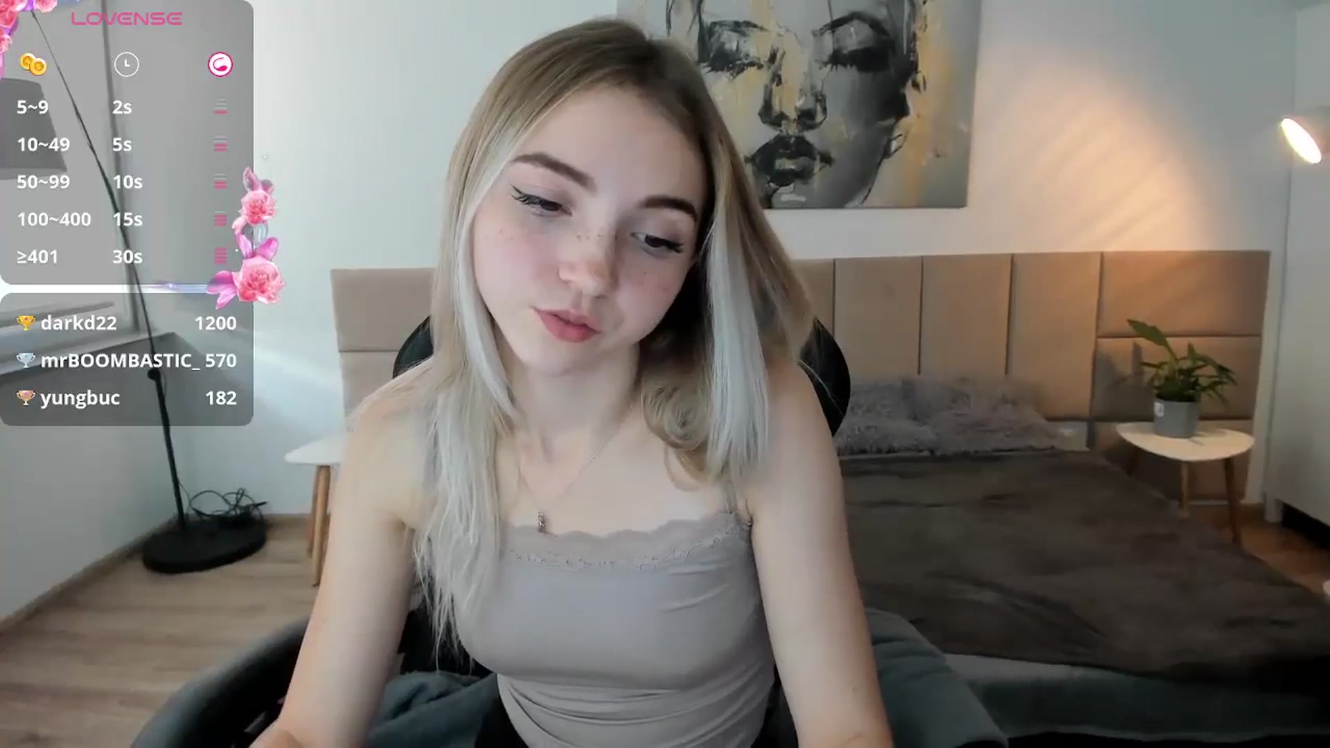 Gallery image thumbnail from Daisyy's myfreecams stream on, 09/29/2024, 15:27 image 4 of 20