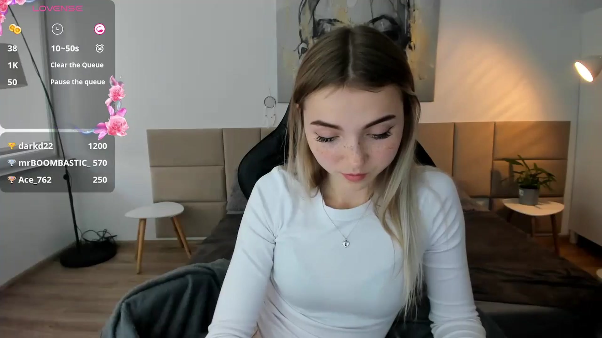 Gallery image thumbnail from Daisyy's myfreecams stream on, 09/29/2024, 16:07 image 11 of 20