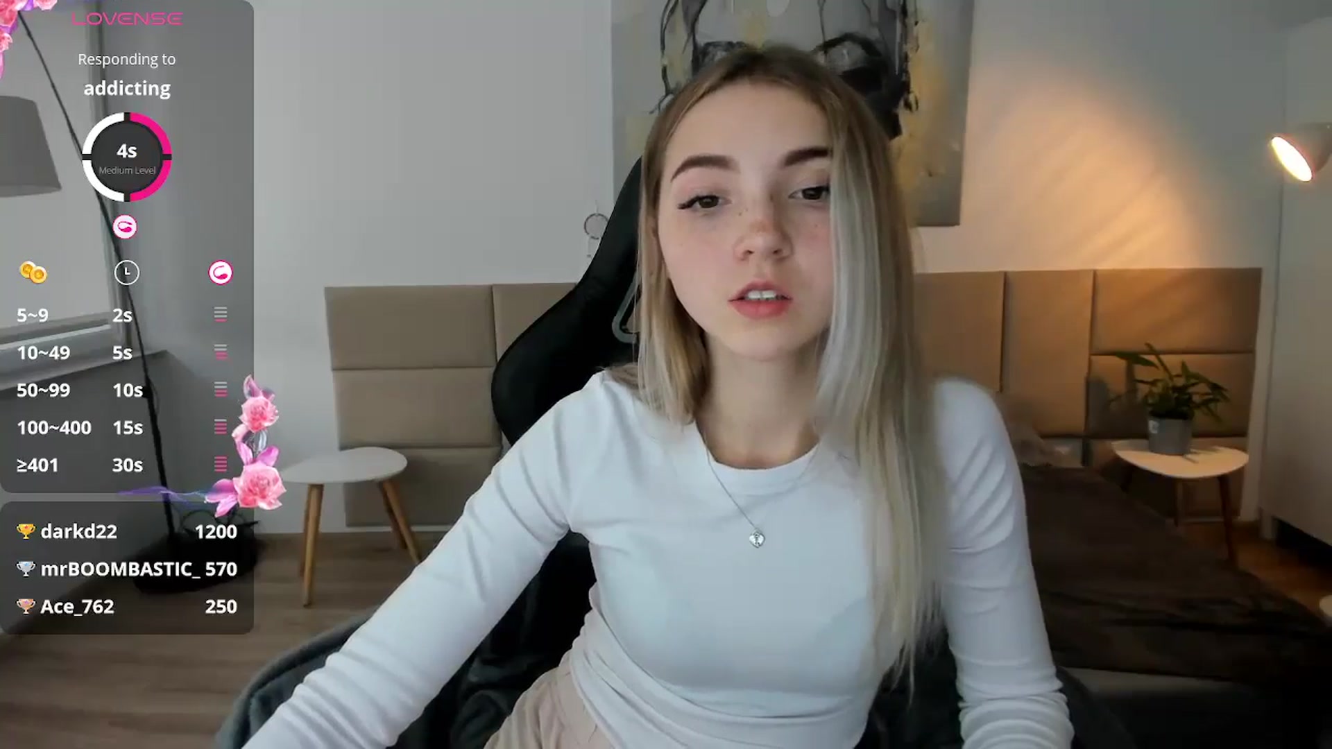 Gallery image thumbnail from Daisyy's myfreecams stream on, 09/29/2024, 16:07 image 8 of 20