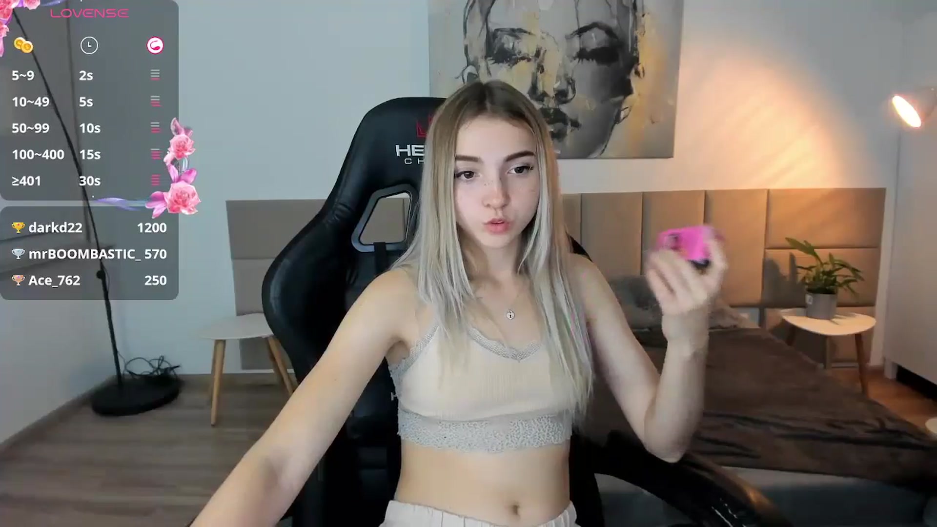 Gallery image thumbnail from Daisyy's myfreecams stream on, 09/29/2024, 16:53 image 12 of 20