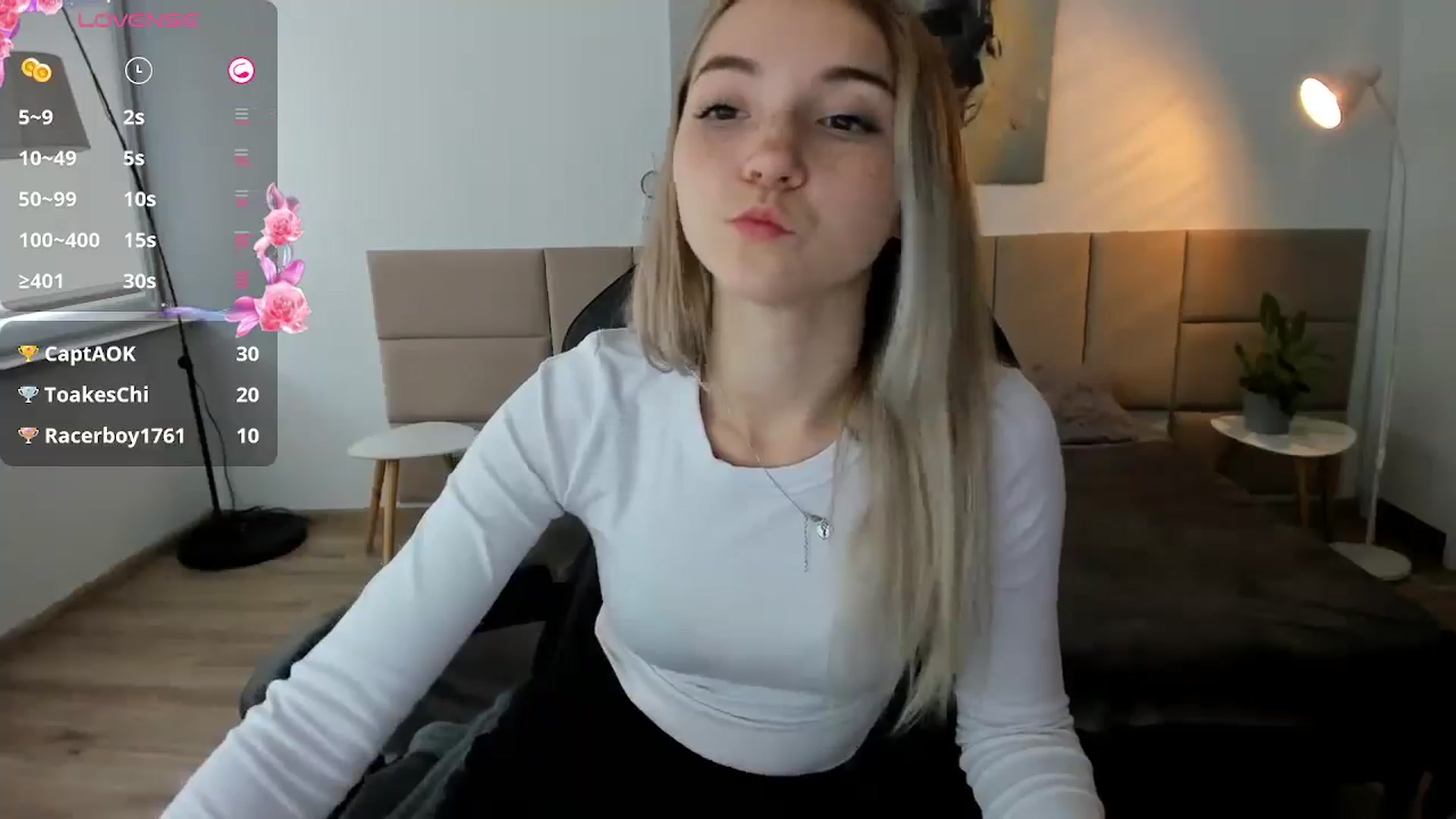 Gallery image thumbnail from Daisyy's myfreecams stream on, 09/30/2024, 13:50 image 12 of 20