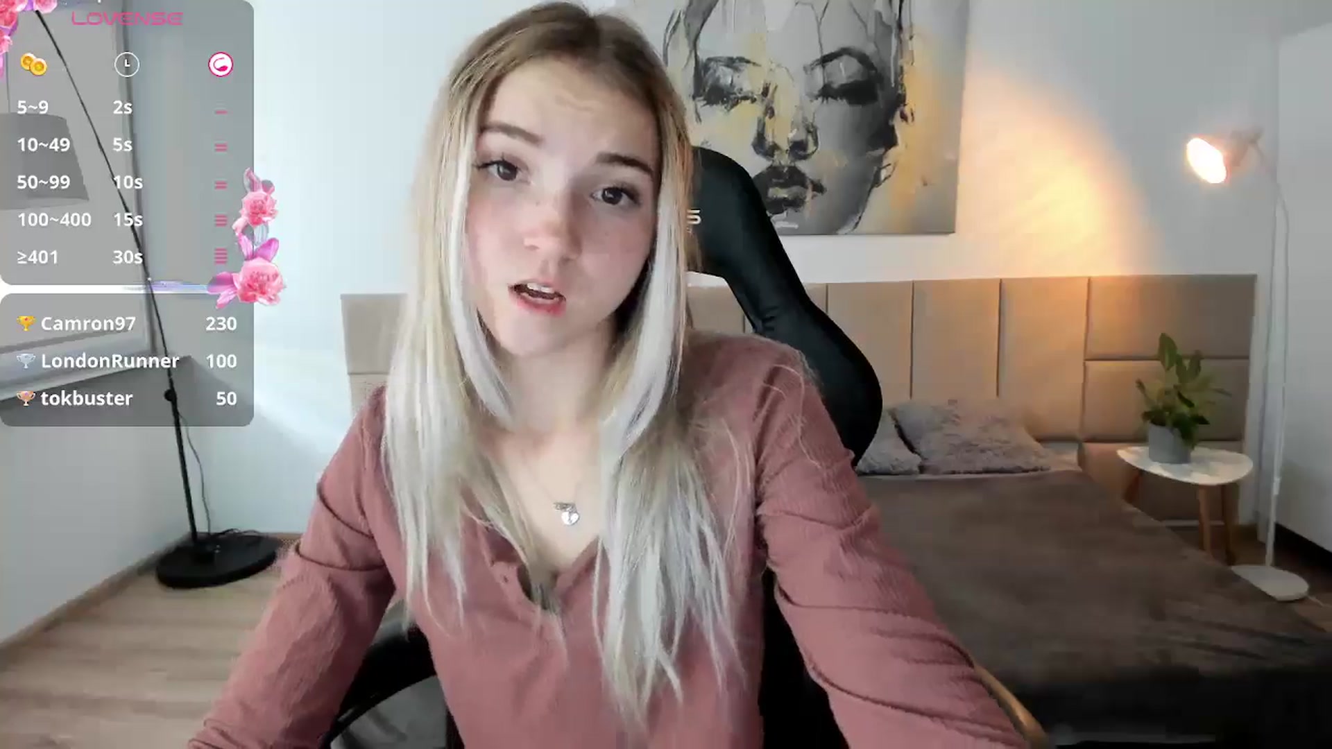 Gallery image thumbnail from Daisyy's myfreecams stream on, 09/30/2024, 15:34 image 17 of 20