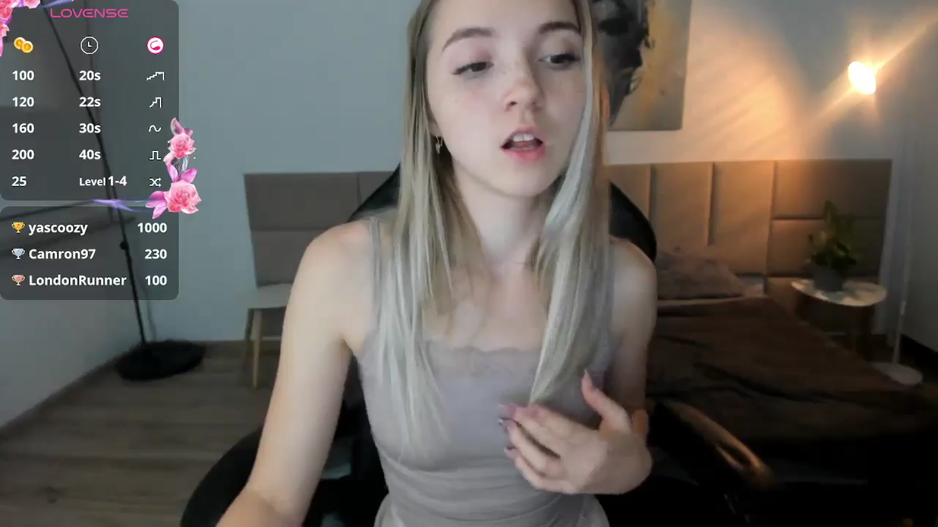 Gallery image thumbnail from Daisyy's myfreecams stream on, 09/30/2024, 17:23 image 16 of 20