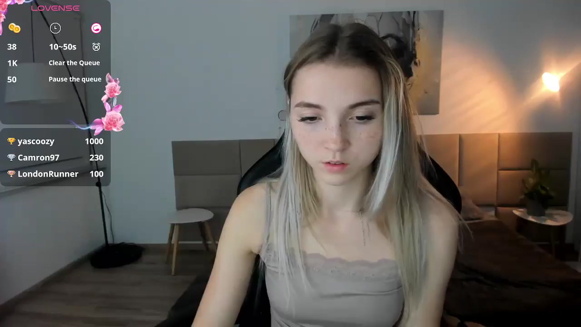 Gallery image thumbnail from Daisyy's myfreecams stream on, 09/30/2024, 17:23 image 7 of 20