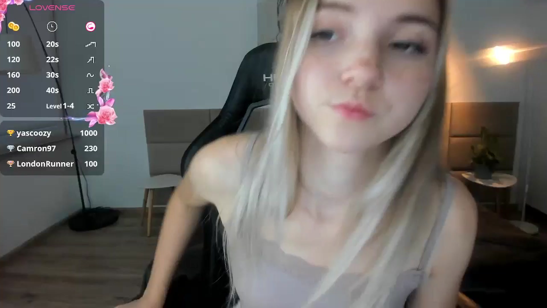 Gallery image thumbnail from Daisyy's myfreecams stream on, 09/30/2024, 17:23 image 1 of 20