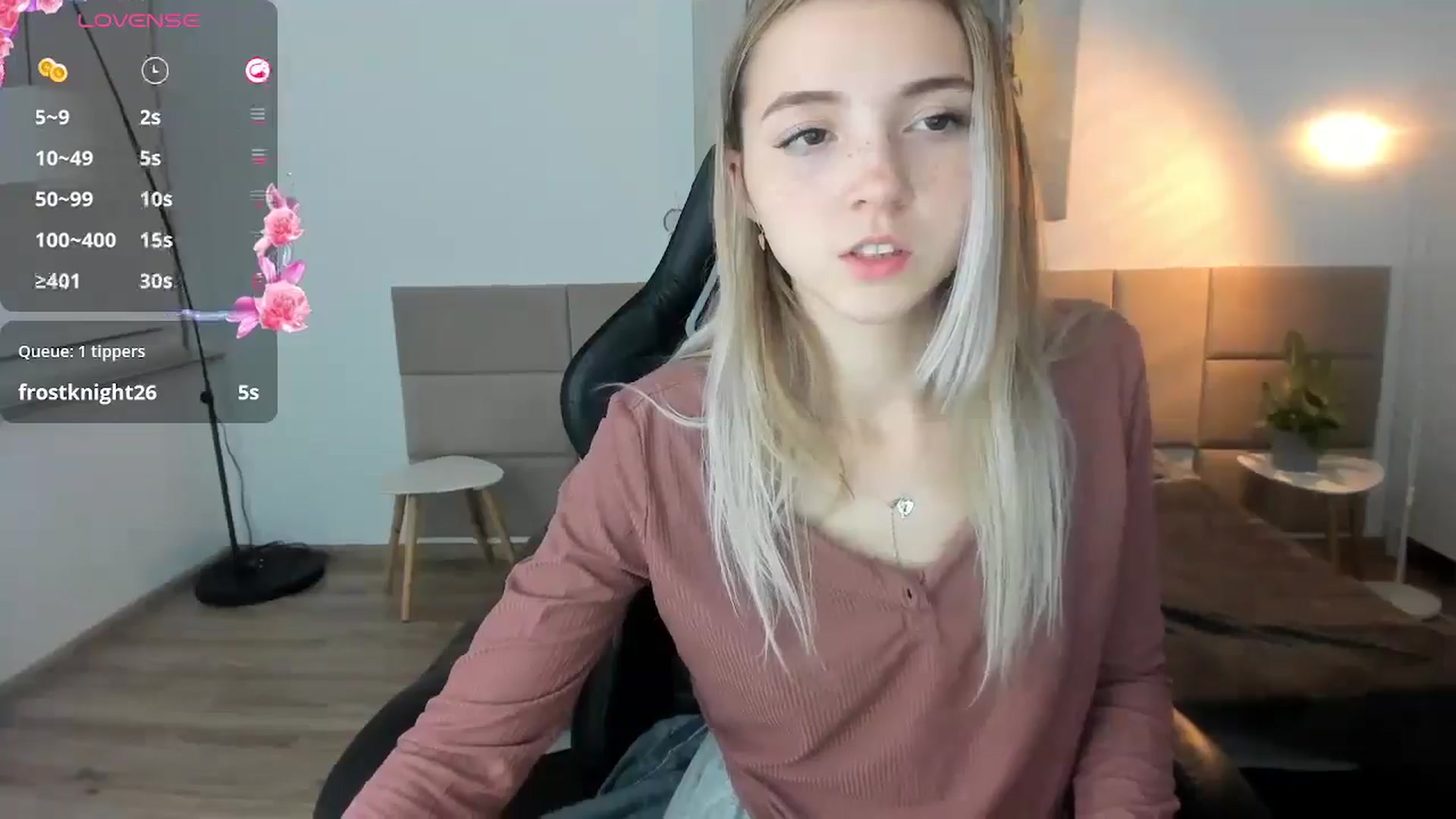 Gallery image thumbnail from Daisyy's myfreecams stream on, 09/30/2024, 18:35 image 18 of 20