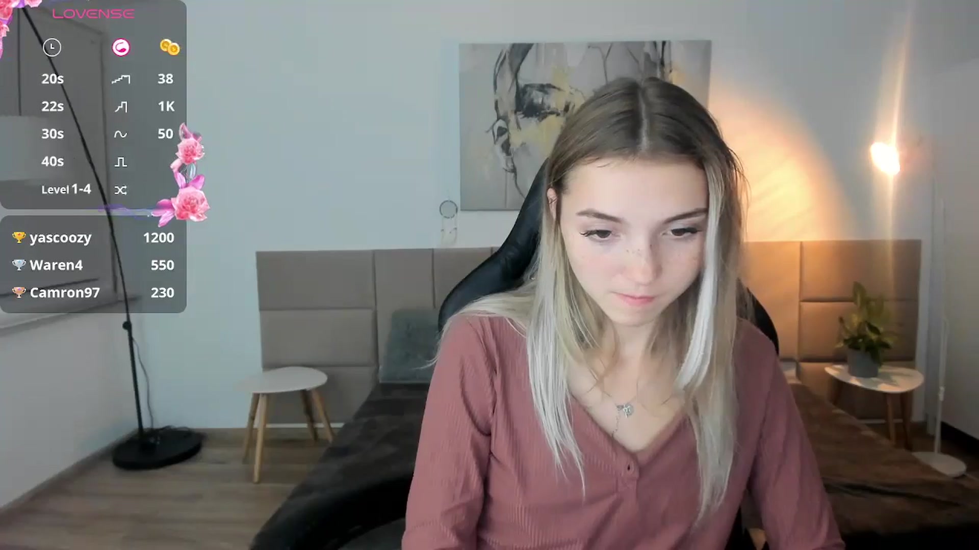 Gallery image thumbnail from Daisyy's myfreecams stream on, 09/30/2024, 18:35 image 7 of 20