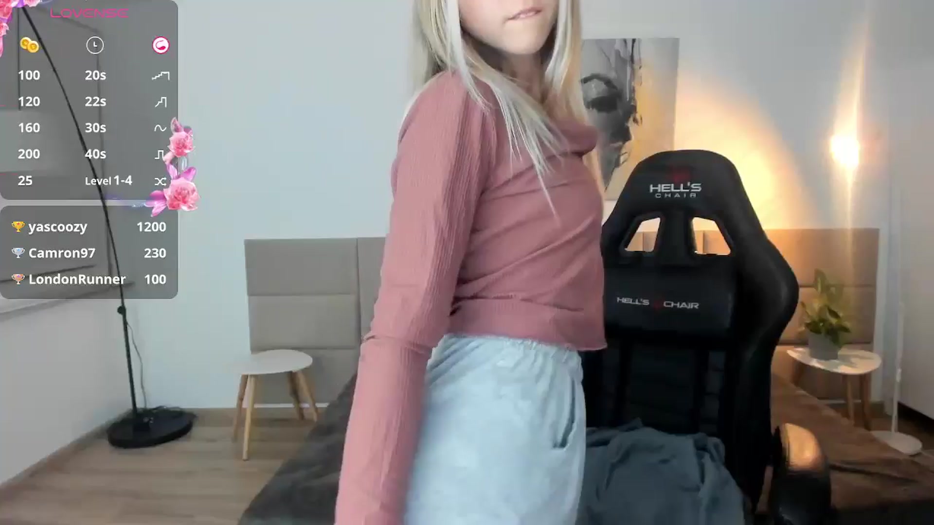 Gallery image thumbnail from Daisyy's myfreecams stream on, 09/30/2024, 18:35 image 1 of 20