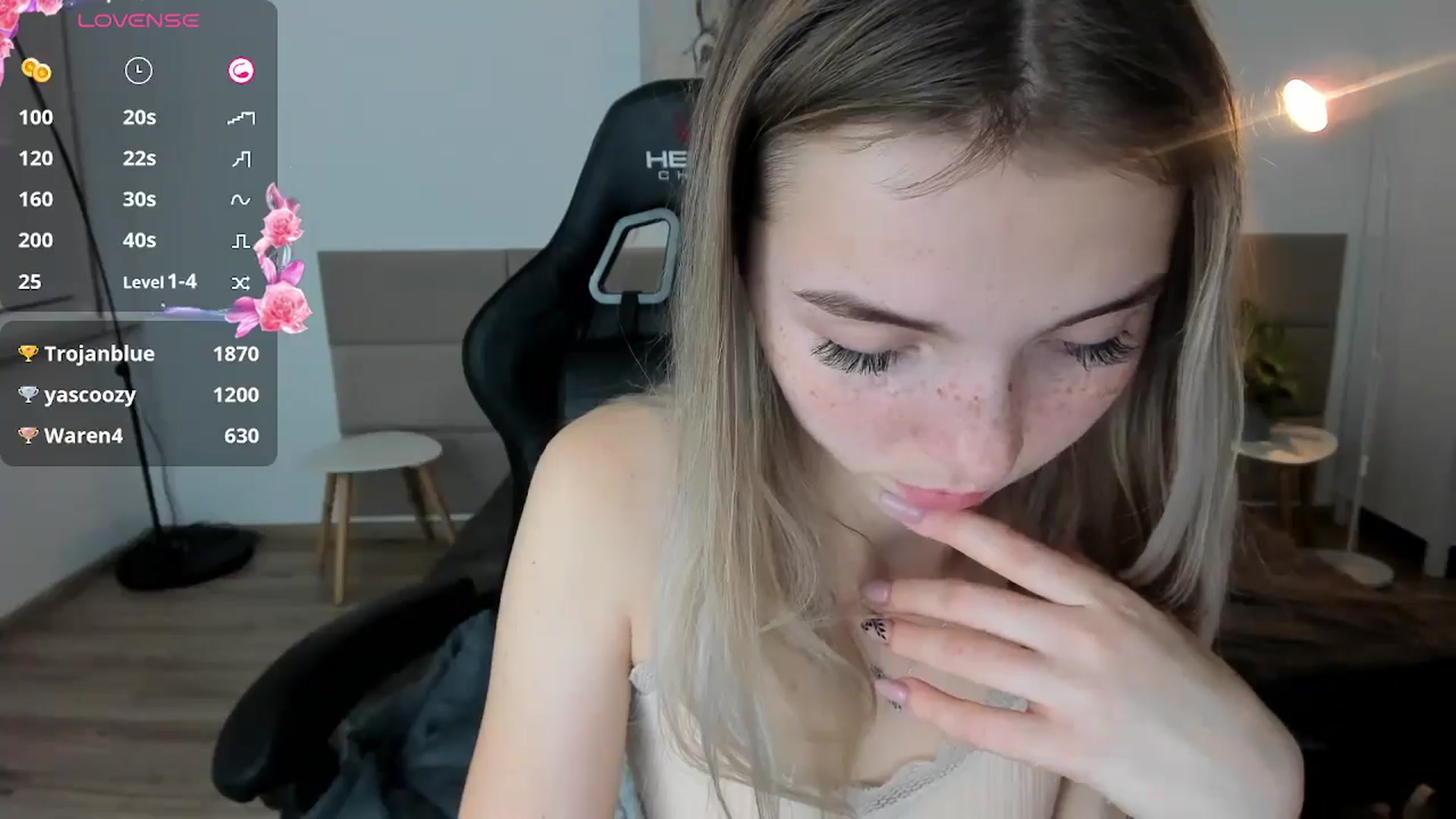 Gallery image thumbnail from Daisyy's myfreecams stream on, 09/30/2024, 20:52 image 5 of 20