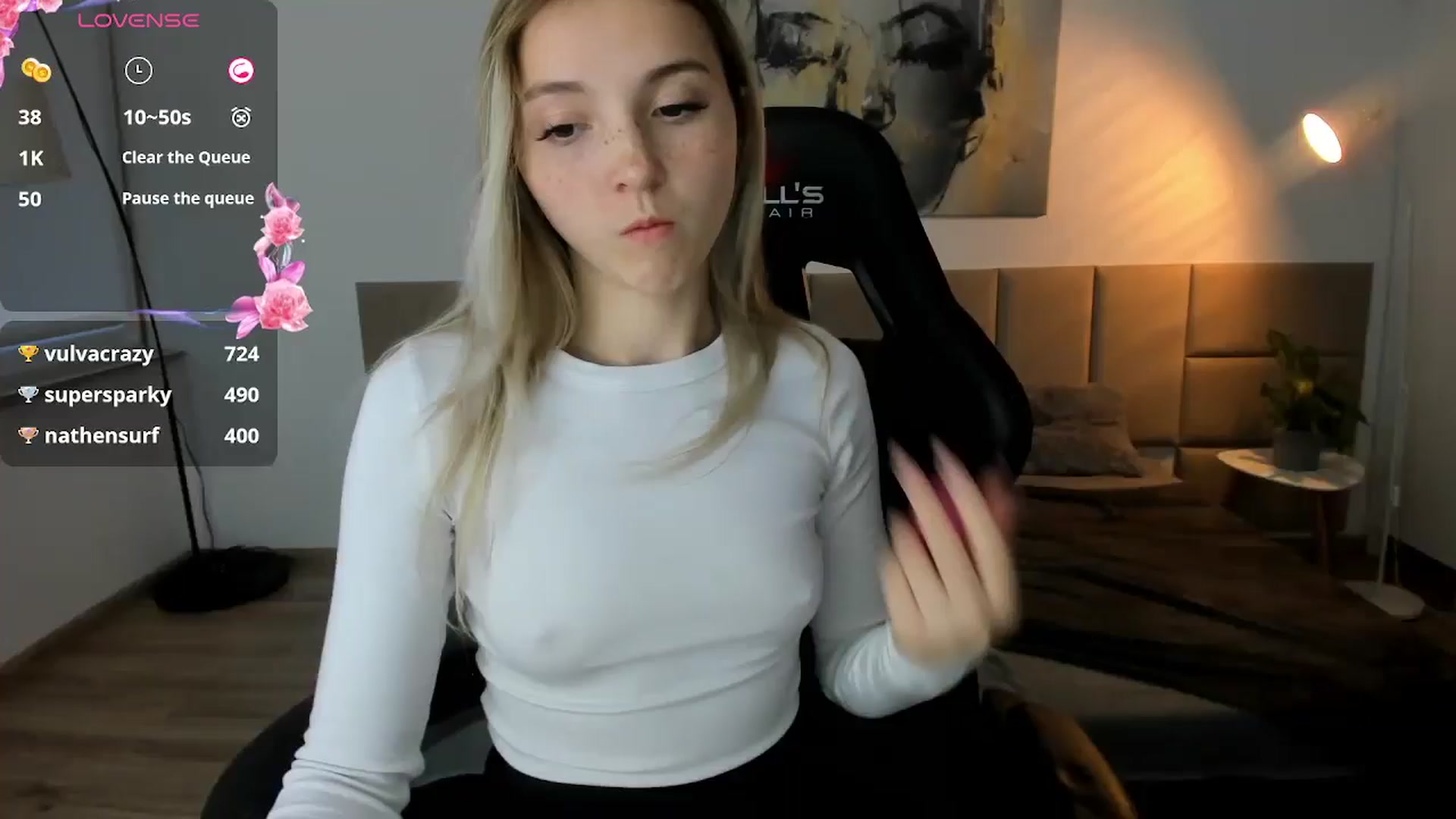 Gallery image thumbnail from Daisyy's myfreecams stream on, 10/01/2024, 16:56 image 5 of 20