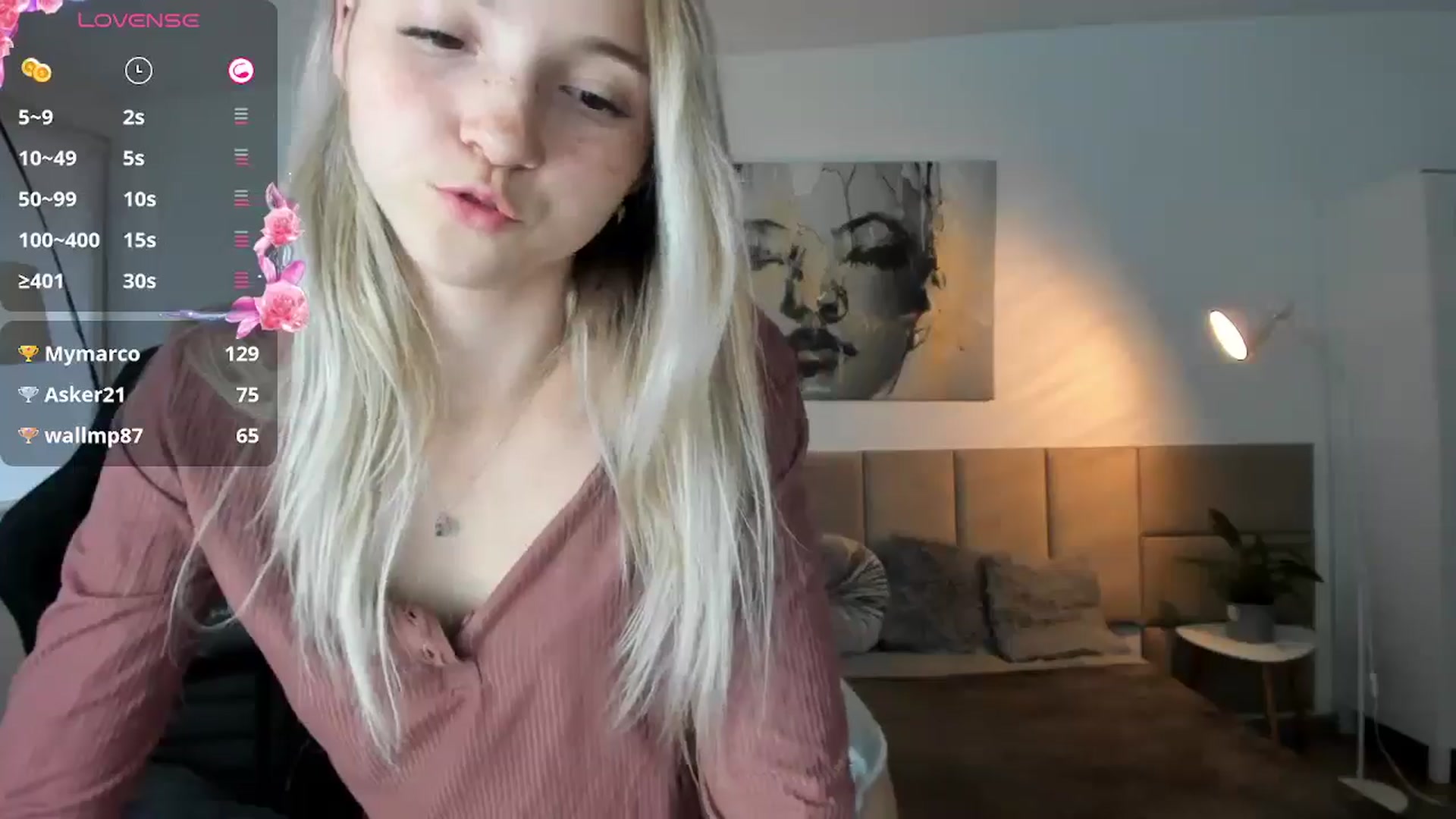 Gallery image thumbnail from Daisyy's myfreecams stream on, 10/04/2024, 15:01 image 17 of 20