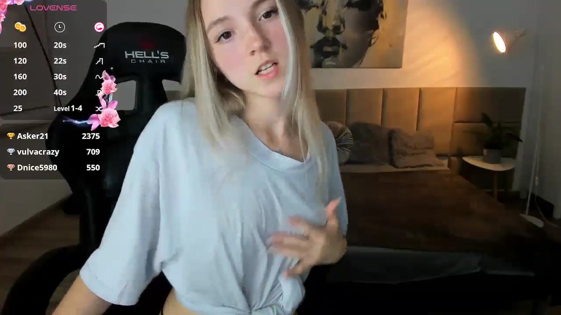 Gallery image thumbnail from Daisyy's myfreecams stream on, 10/04/2024, 17:03 image 11 of 20