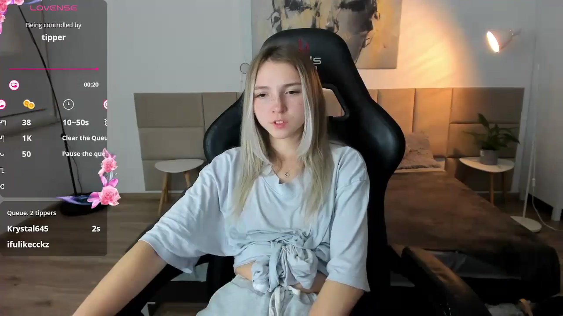 Gallery image thumbnail from Daisyy's myfreecams stream on, 10/04/2024, 19:31 image 20 of 20