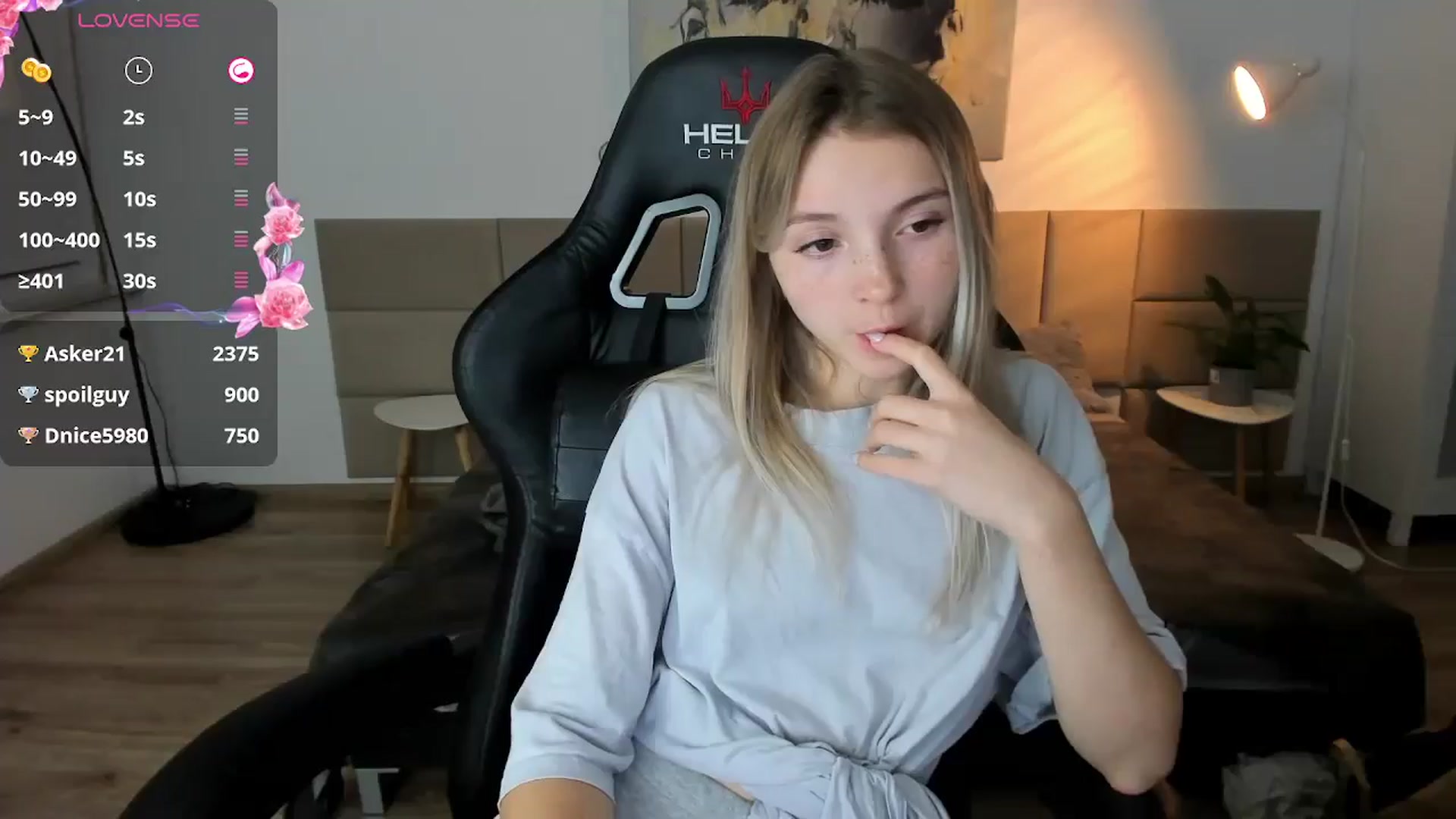 Gallery image thumbnail from Daisyy's myfreecams stream on, 10/04/2024, 20:53 image 15 of 20