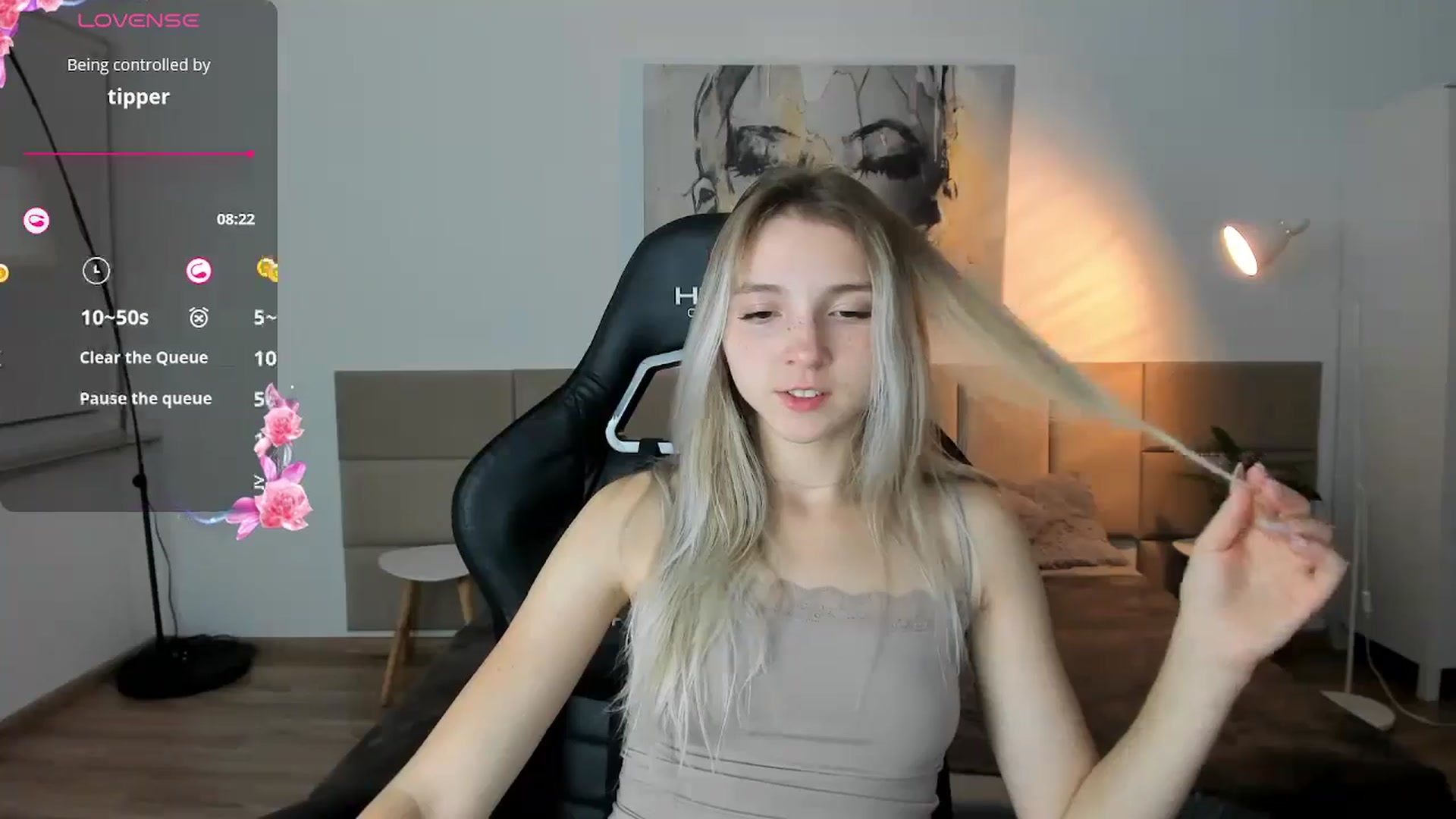 Gallery image thumbnail from Daisyy's myfreecams stream on, 10/04/2024, 22:06 image 3 of 20