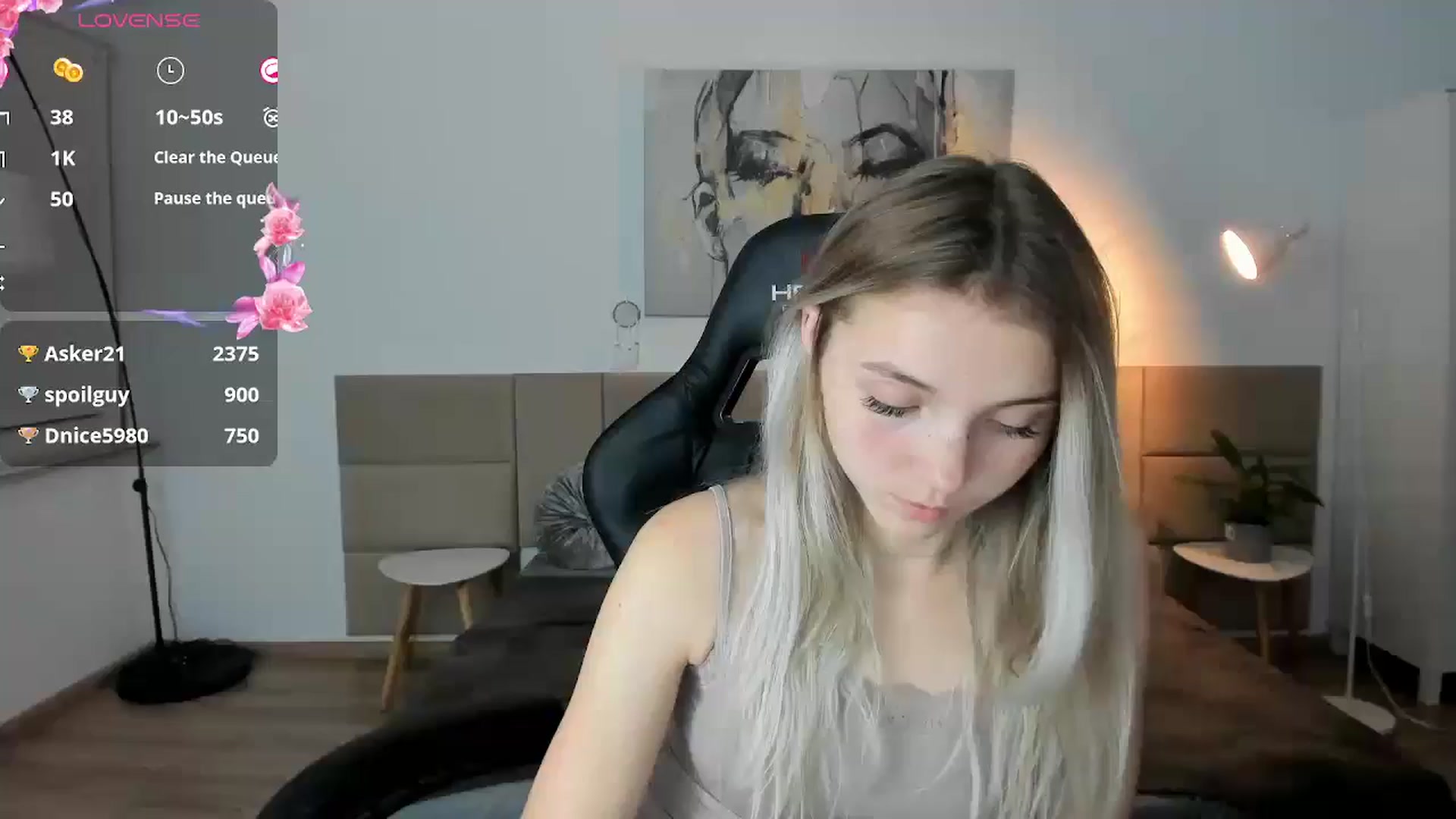 Gallery image thumbnail from Daisyy's myfreecams stream on, 10/04/2024, 22:06 image 13 of 20