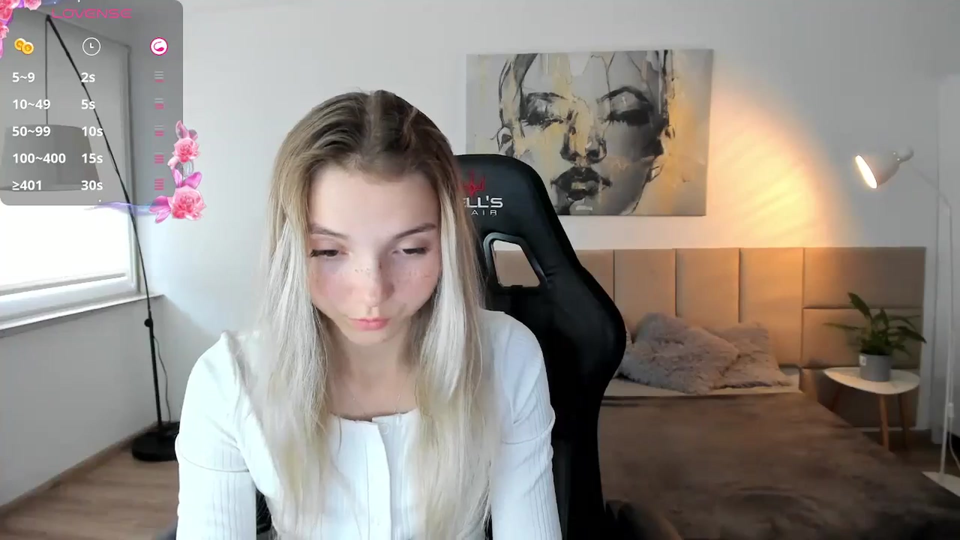 Gallery image thumbnail from Daisyy's myfreecams stream on, 10/05/2024, 14:50 image 3 of 20
