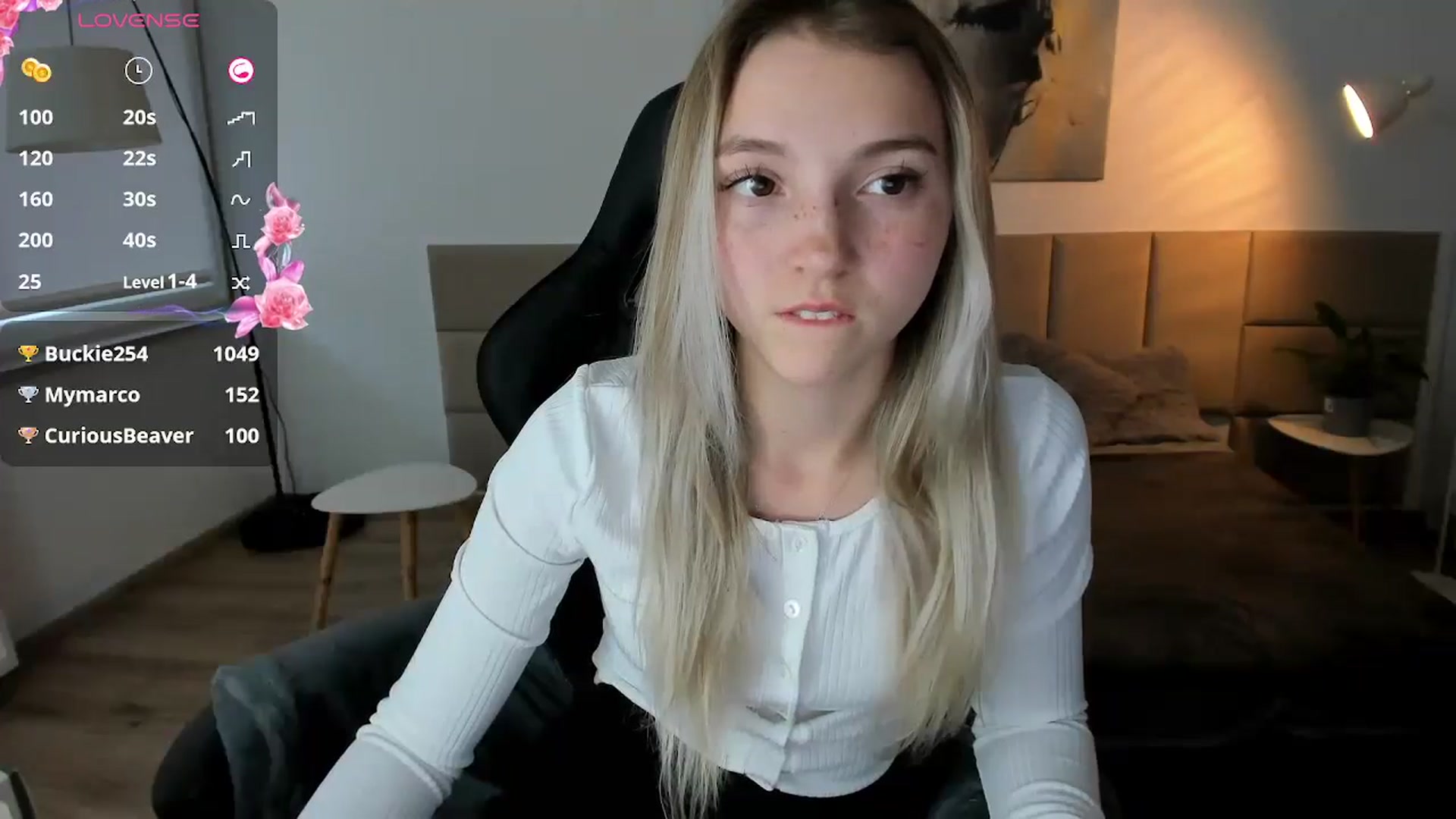 Gallery image thumbnail from Daisyy's myfreecams stream on, 10/05/2024, 15:25 image 9 of 20