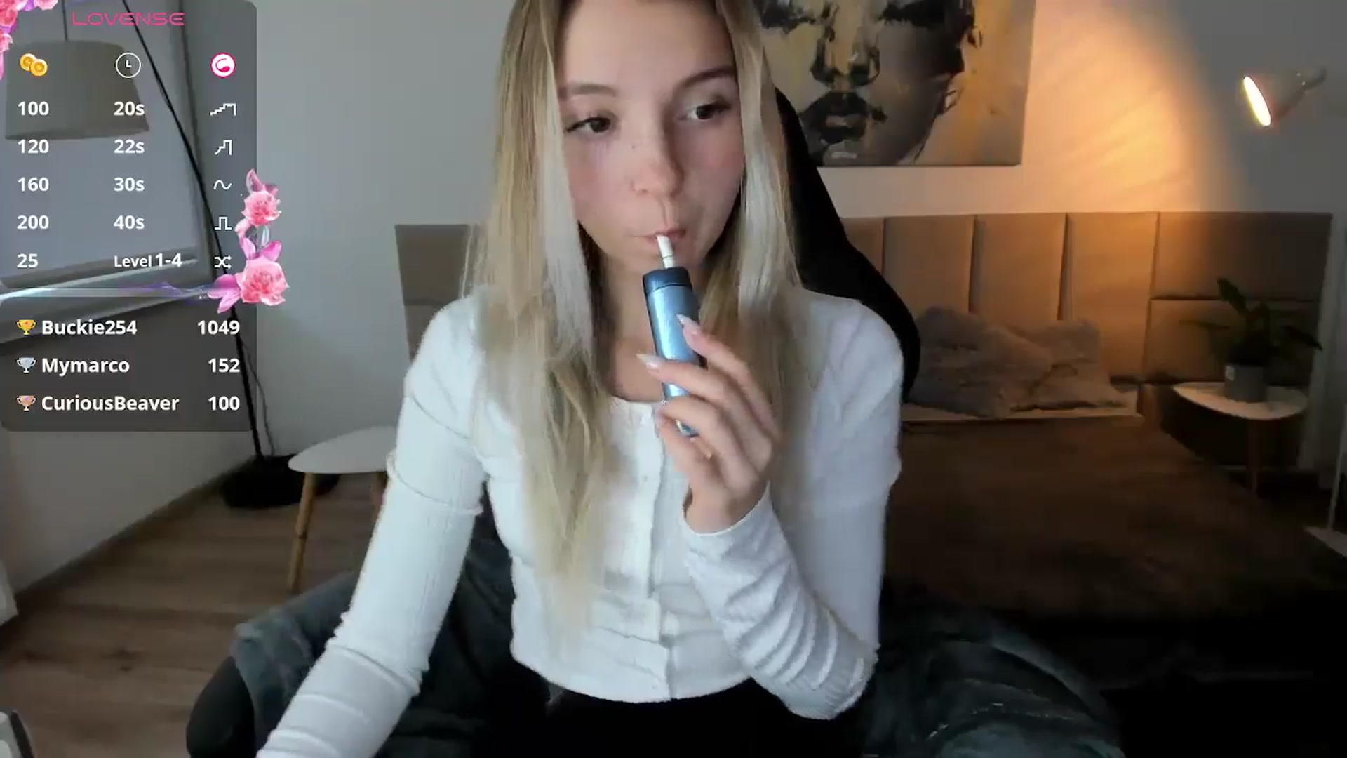 Gallery image thumbnail from Daisyy's myfreecams stream on, 10/05/2024, 15:25 image 3 of 20