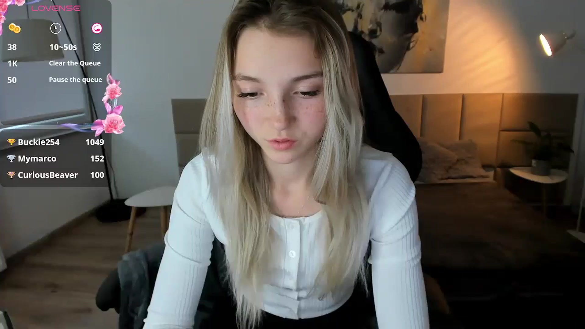 Gallery image thumbnail from Daisyy's myfreecams stream on, 10/05/2024, 15:25 image 5 of 20