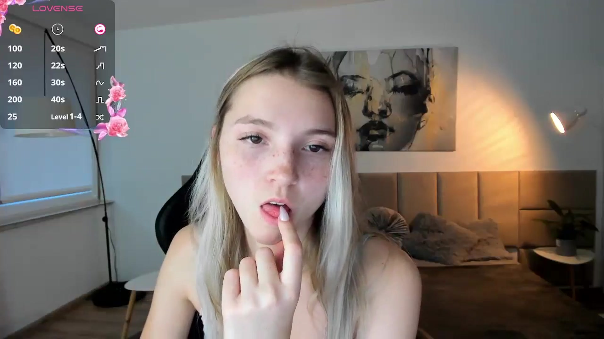 Gallery image thumbnail from Daisyy's myfreecams stream on, 10/05/2024, 16:11 image 9 of 20