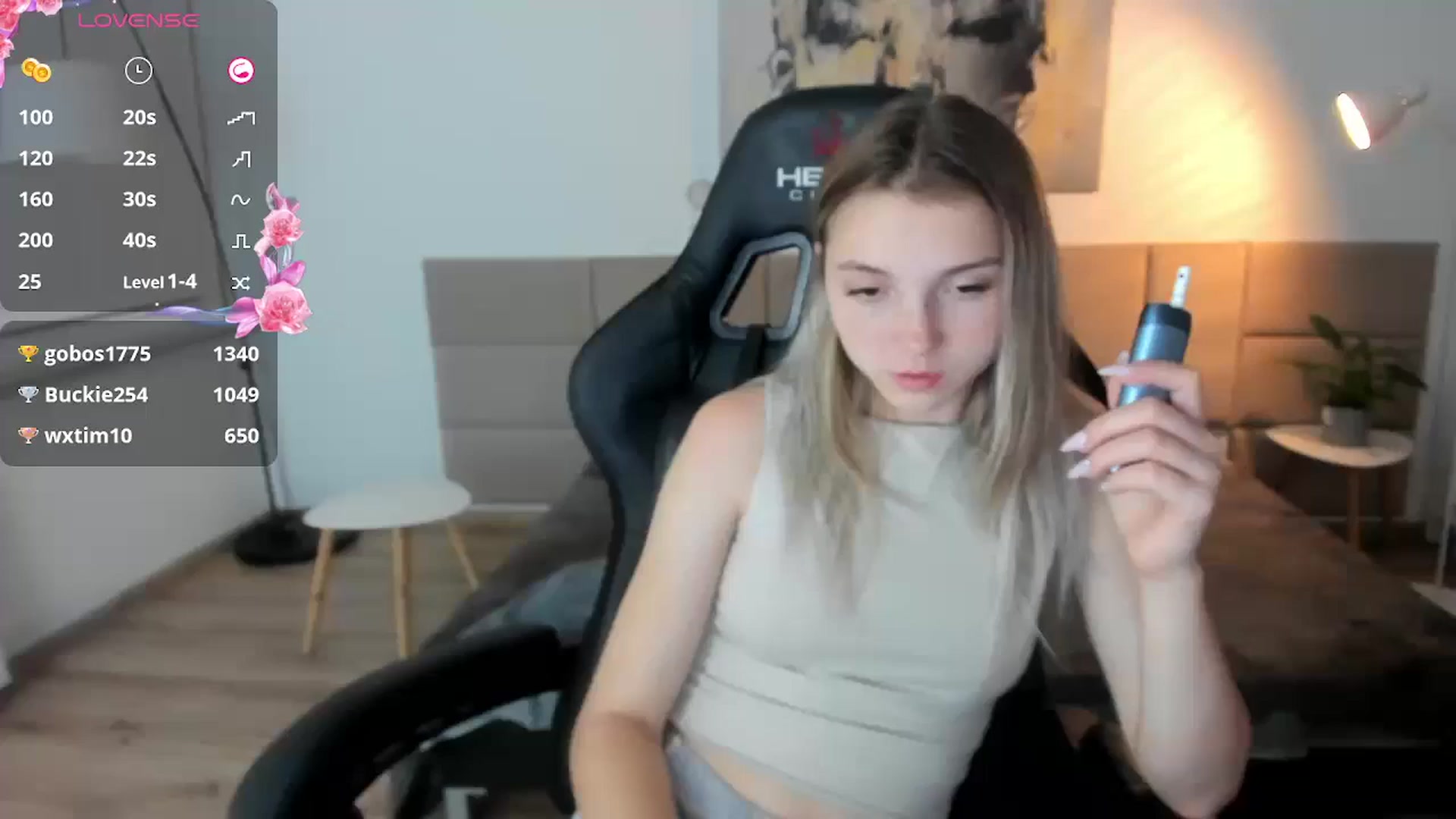 Gallery image thumbnail from Daisyy's myfreecams stream on, 10/05/2024, 19:24 image 18 of 20
