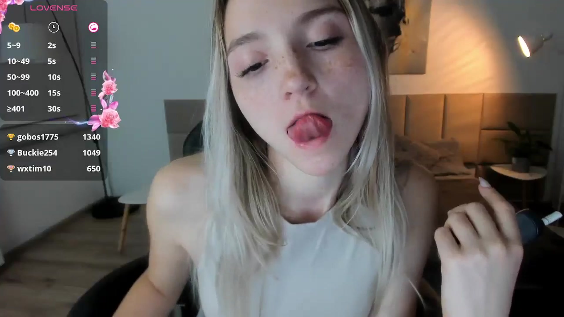 Gallery image thumbnail from Daisyy's myfreecams stream on, 10/05/2024, 19:24 image 2 of 20