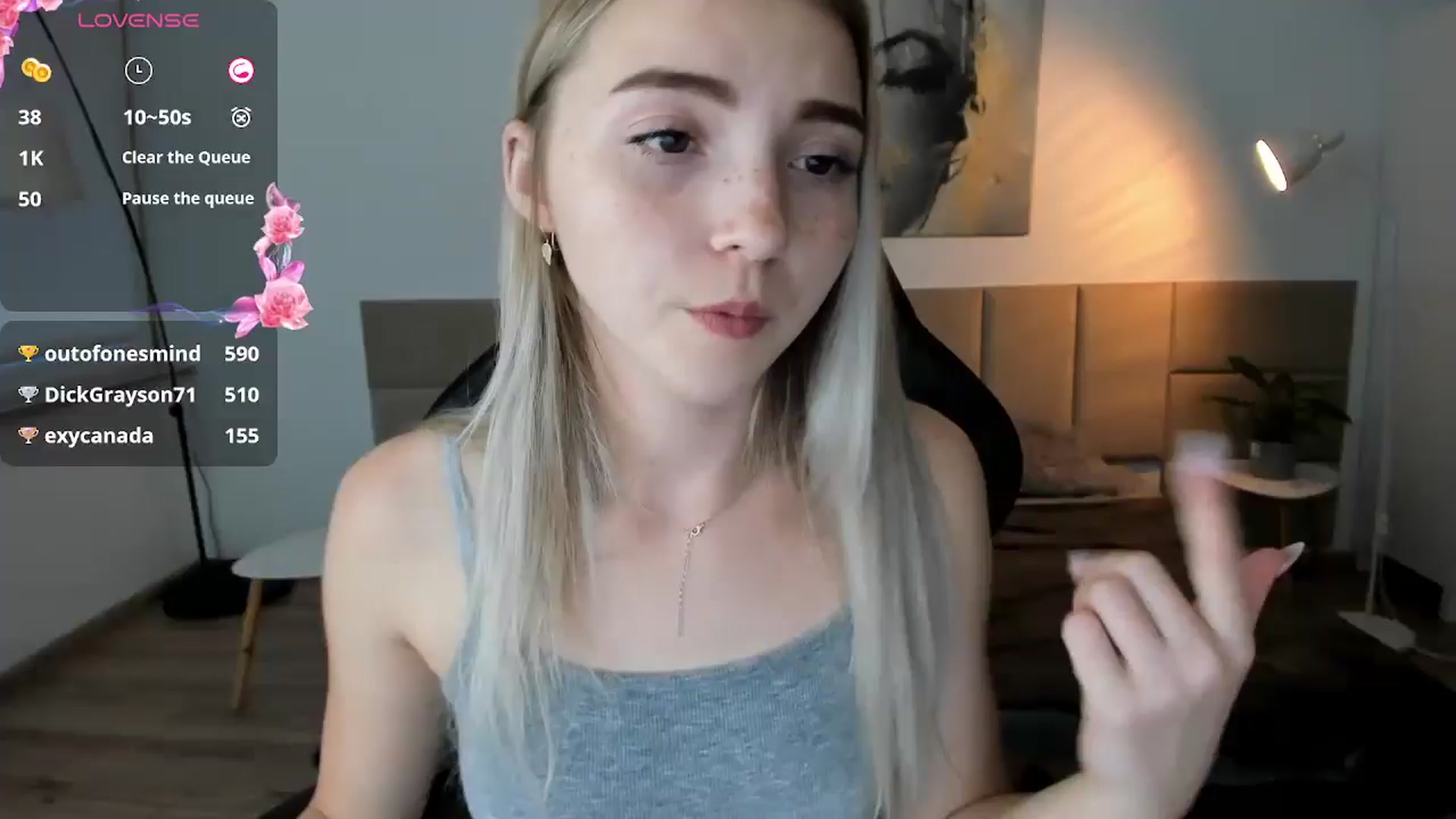 Gallery image thumbnail from Daisyy's myfreecams stream on, 10/06/2024, 16:06 image 17 of 20
