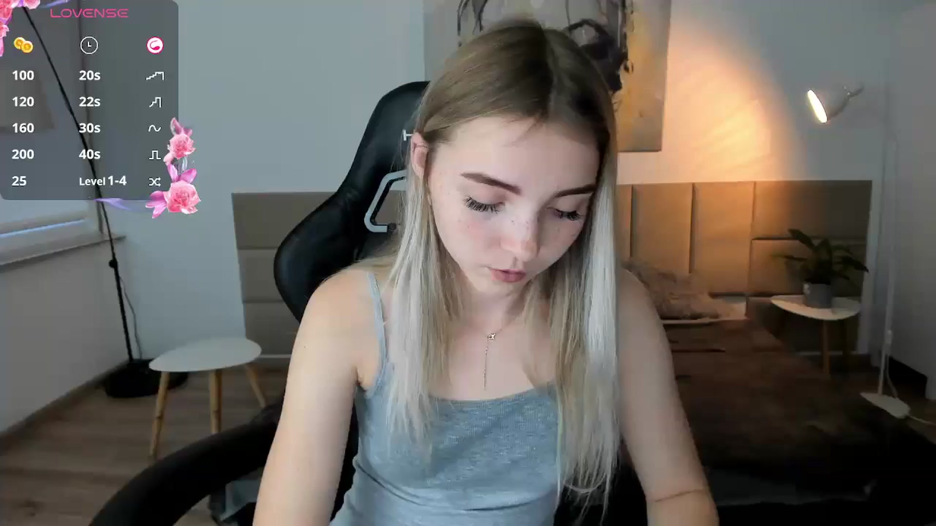 Gallery image thumbnail from Daisyy's myfreecams stream on, 10/06/2024, 16:06 image 15 of 20