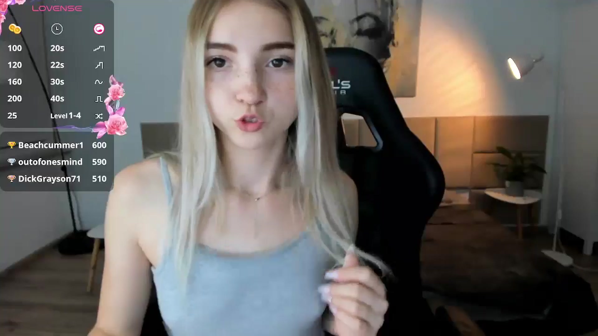 Gallery image thumbnail from Daisyy's myfreecams stream on, 10/06/2024, 16:40 image 7 of 20