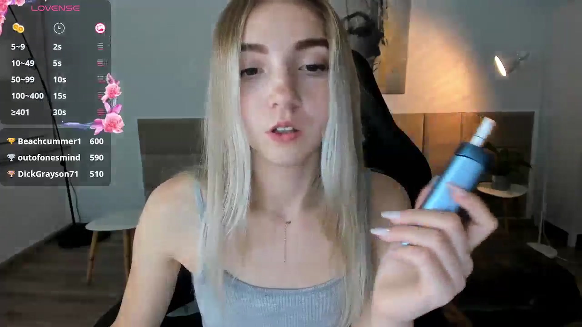 Gallery image thumbnail from Daisyy's myfreecams stream on, 10/06/2024, 16:40 image 6 of 20