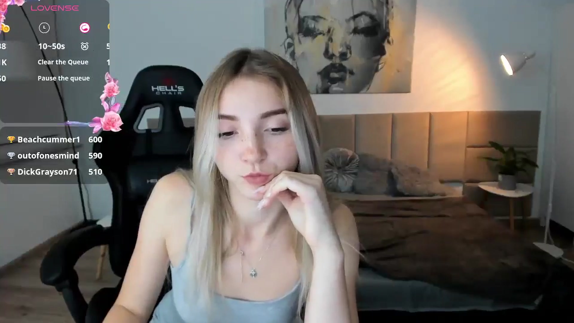 Gallery image thumbnail from Daisyy's myfreecams stream on, 10/06/2024, 17:16 image 13 of 20