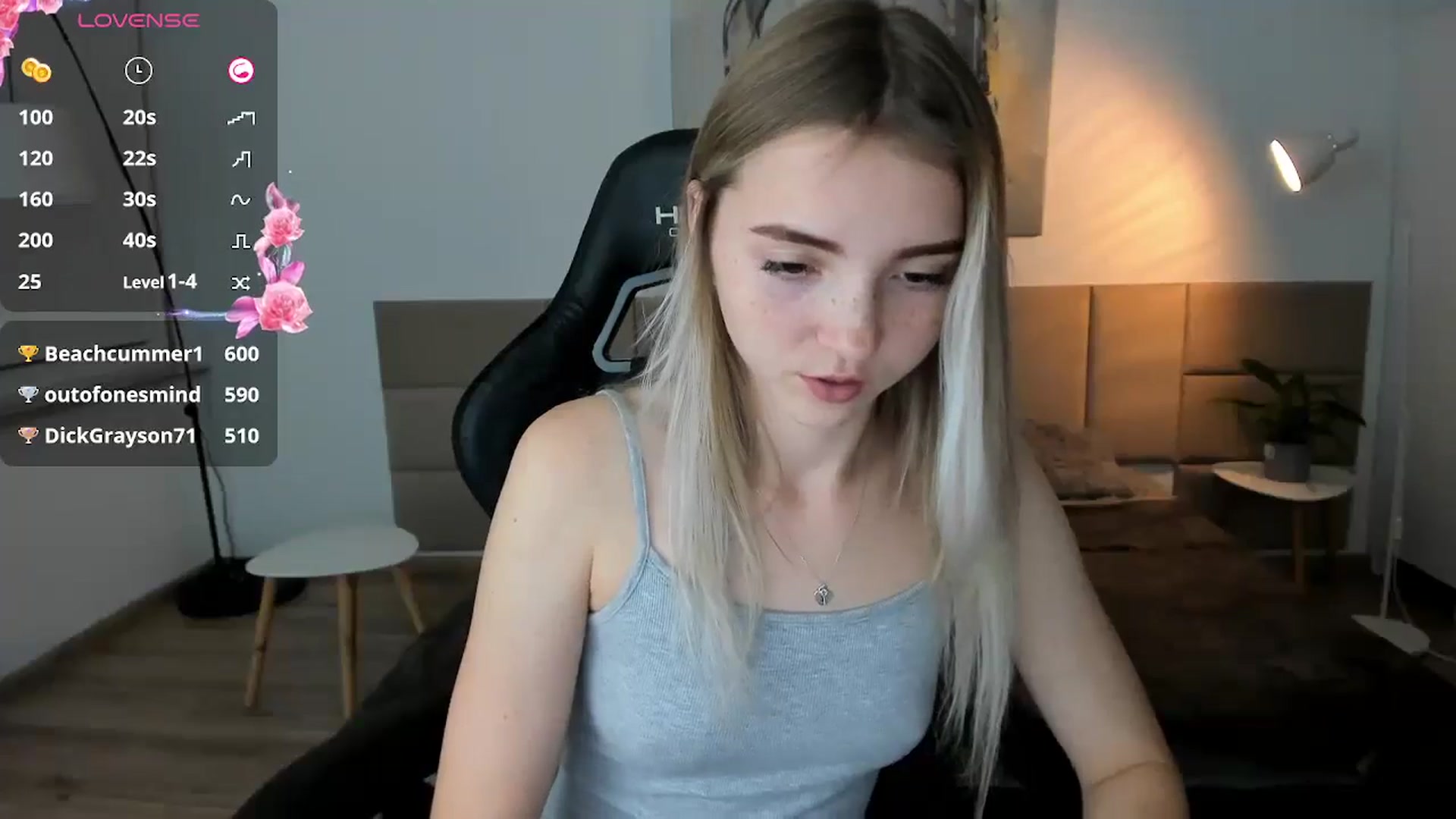 Gallery image thumbnail from Daisyy's myfreecams stream on, 10/06/2024, 17:16 image 4 of 20
