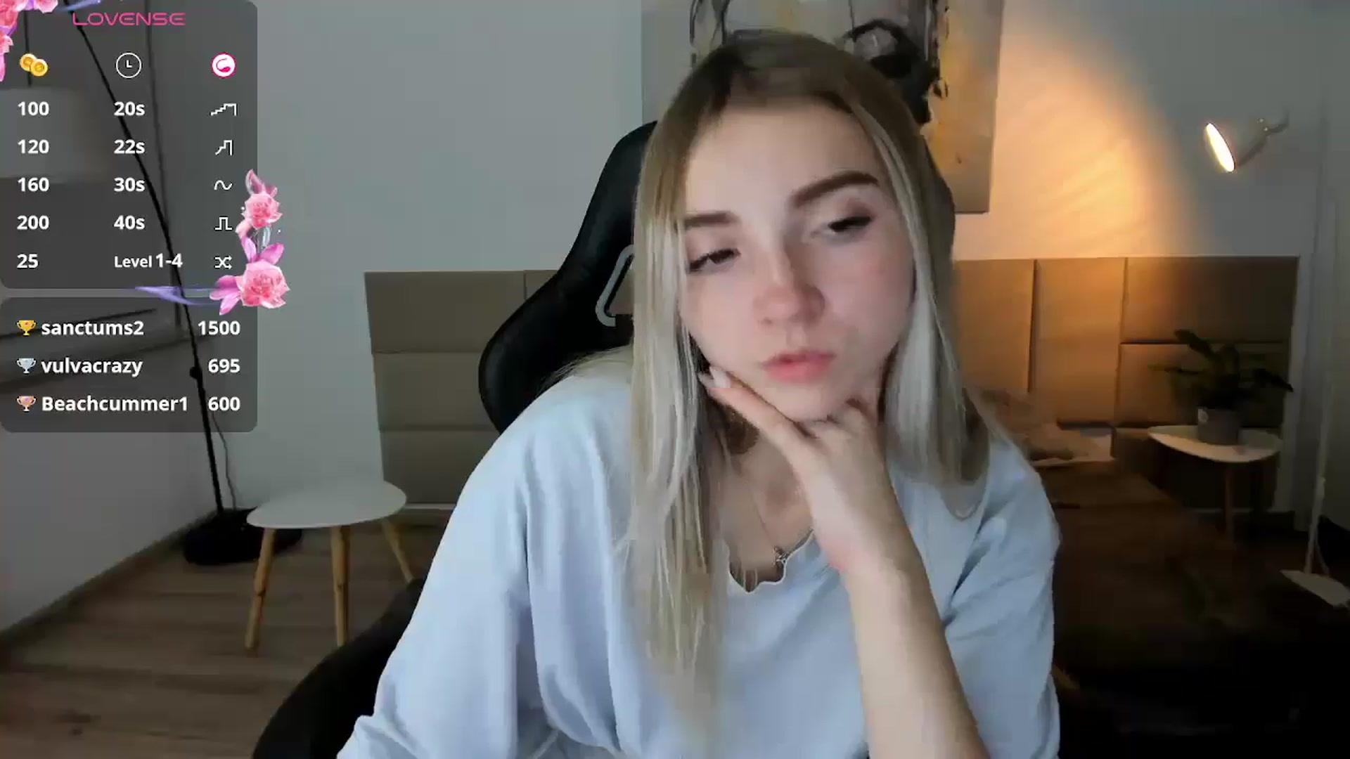 Gallery image thumbnail from Daisyy's myfreecams stream on, 10/06/2024, 20:01 image 13 of 20