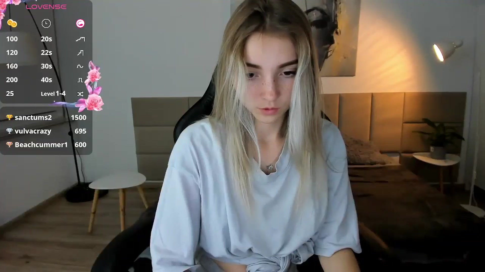 Gallery image thumbnail from Daisyy's myfreecams stream on, 10/06/2024, 20:01 image 18 of 20